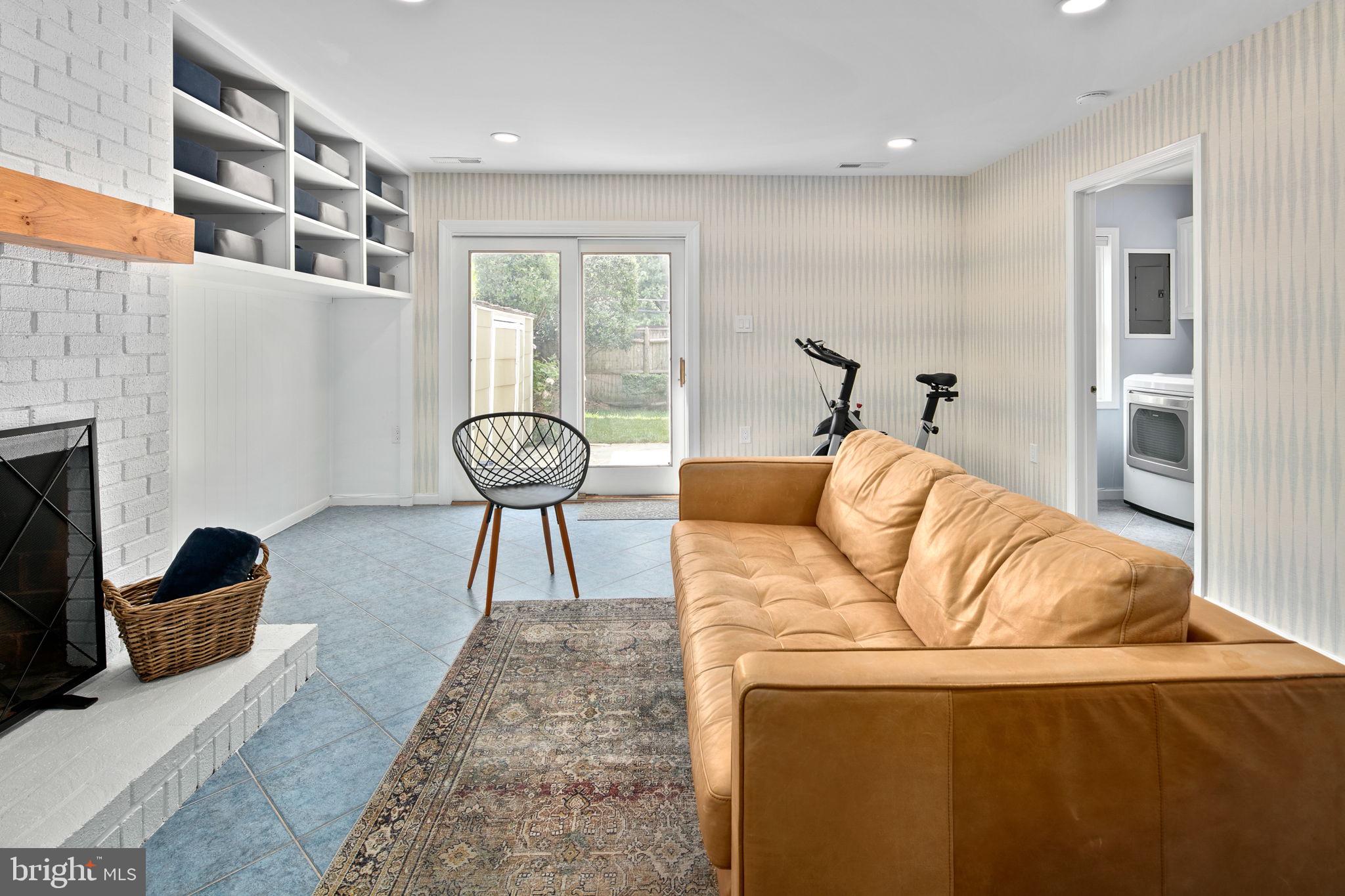 OLDE BELHAVEN TOWNE - Residential