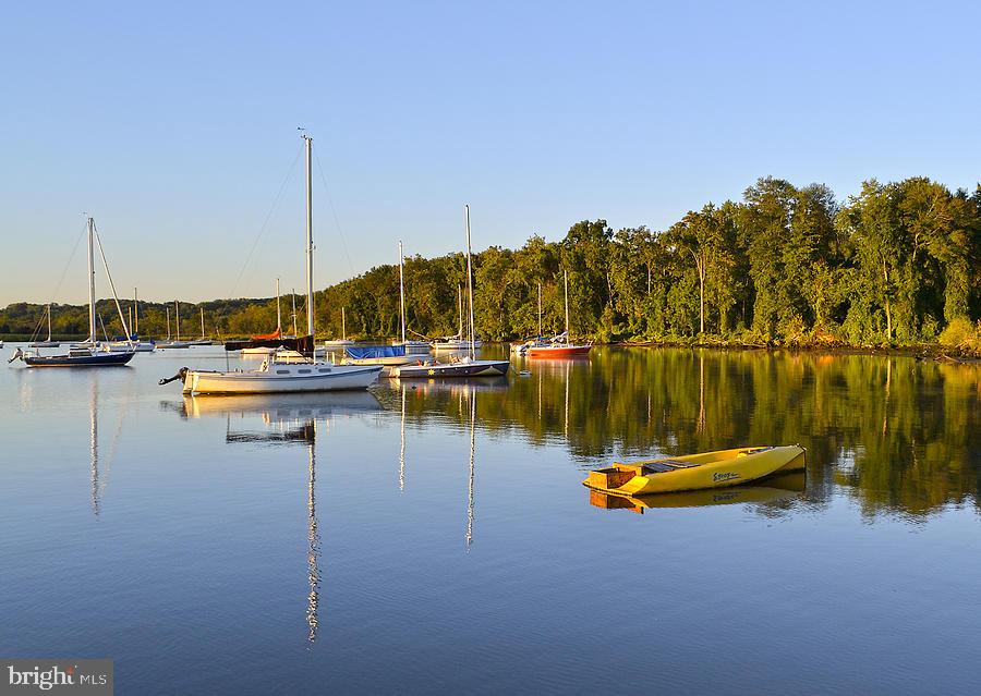 OLDE BELHAVEN TOWNE - Residential