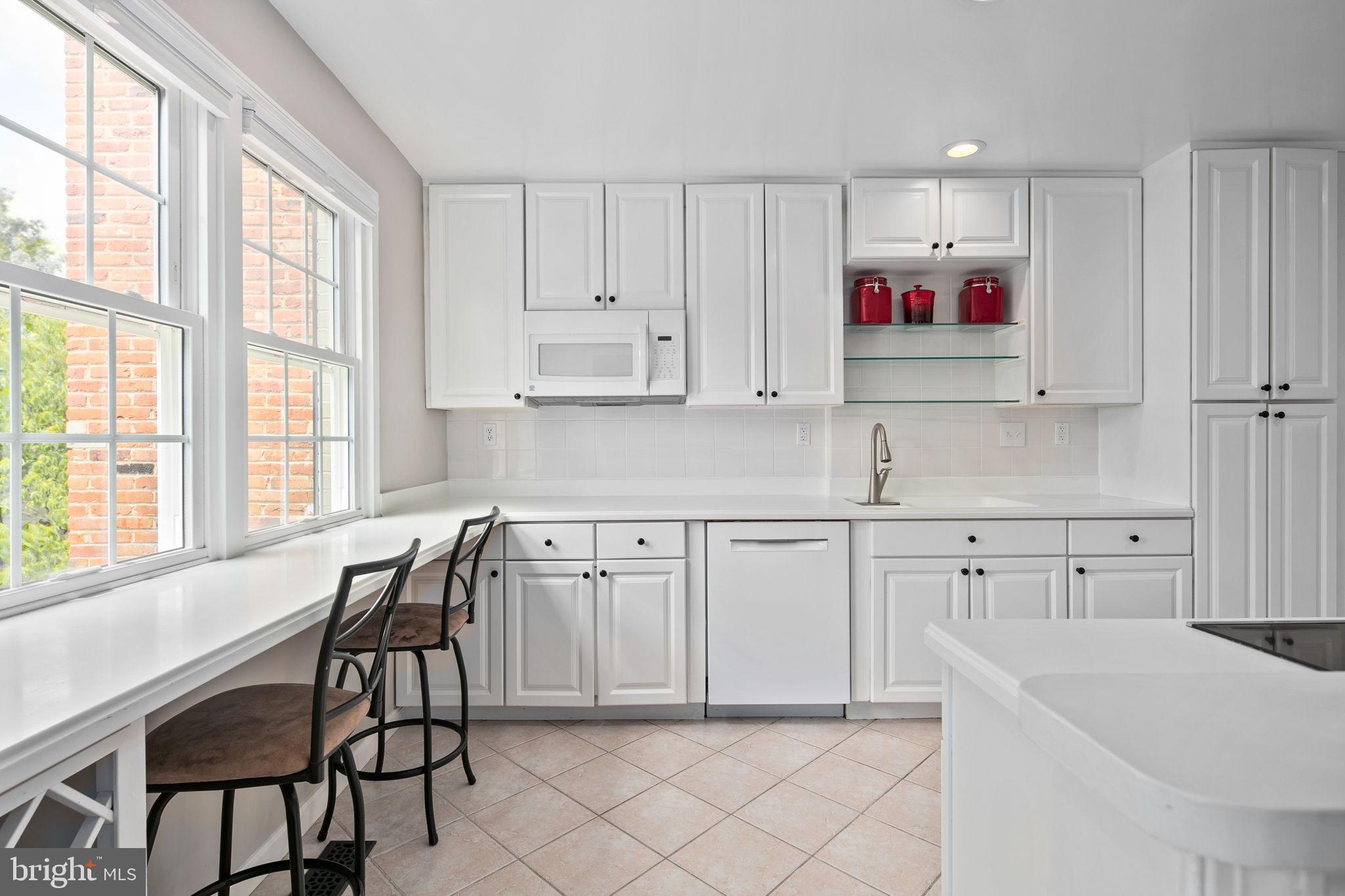 OLDE BELHAVEN TOWNE - Residential