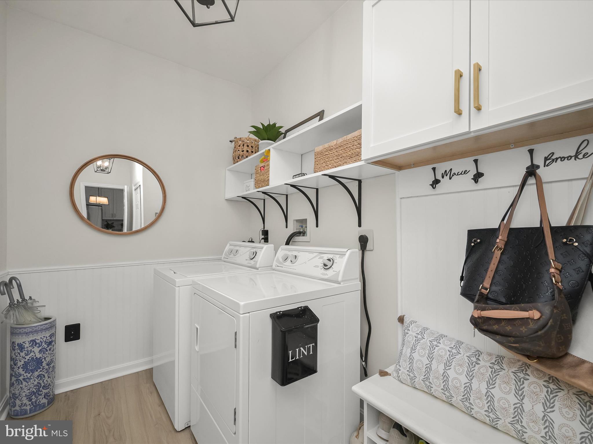 FOX VALLEY ESTATES - Residential