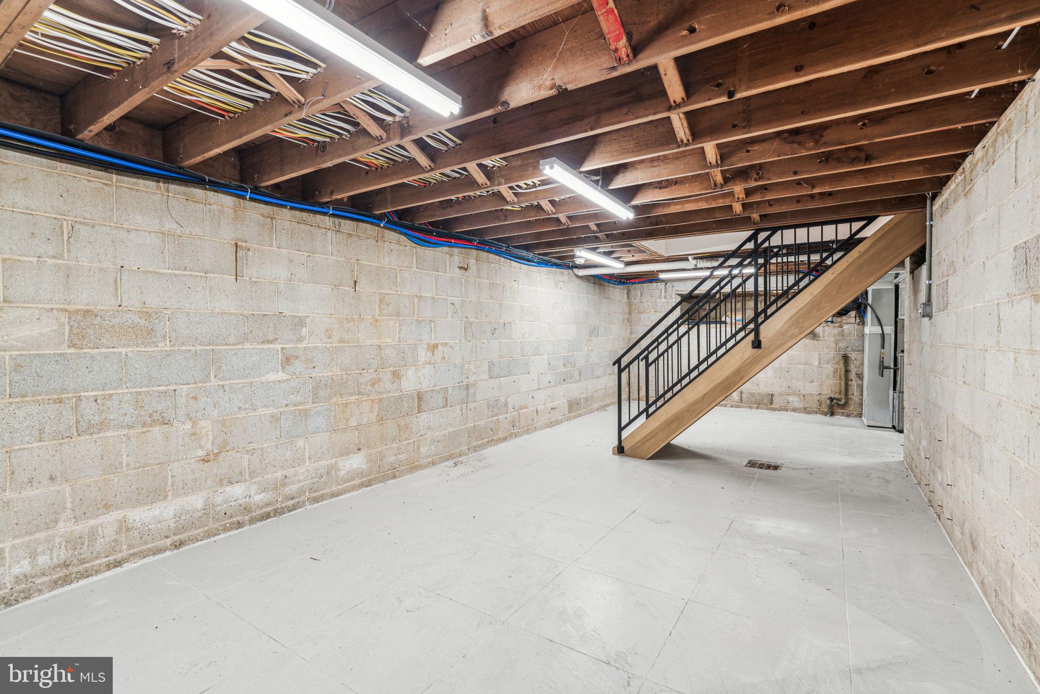 FAIRMOUNT - Residential