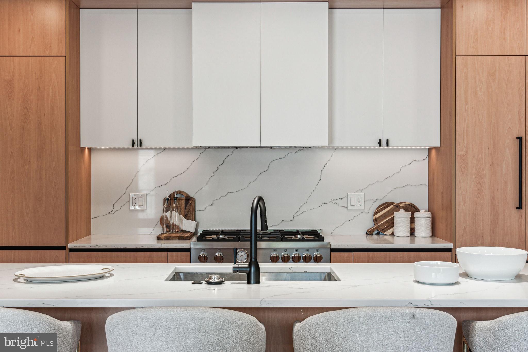 FAIRMOUNT - Residential