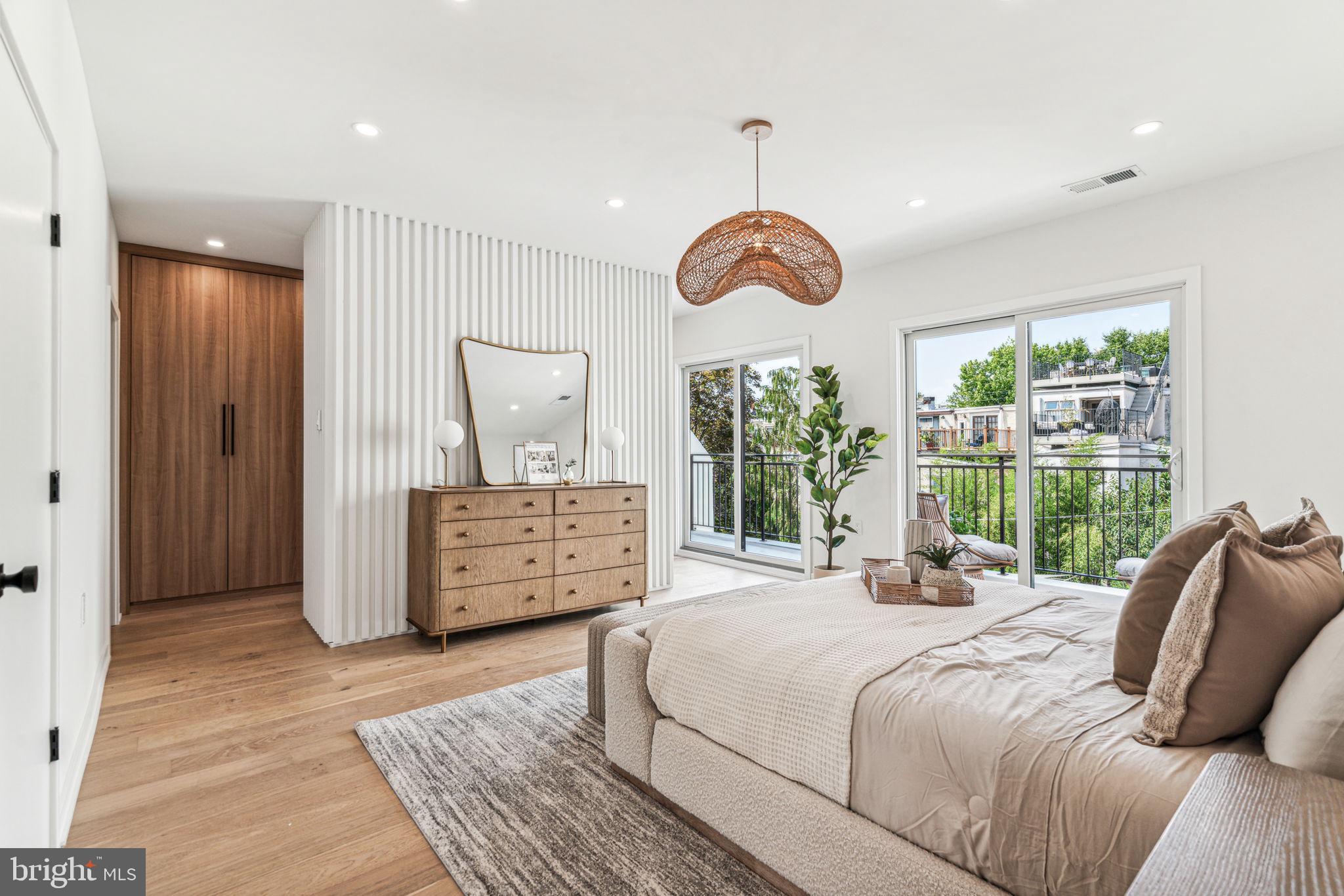 FAIRMOUNT - Residential