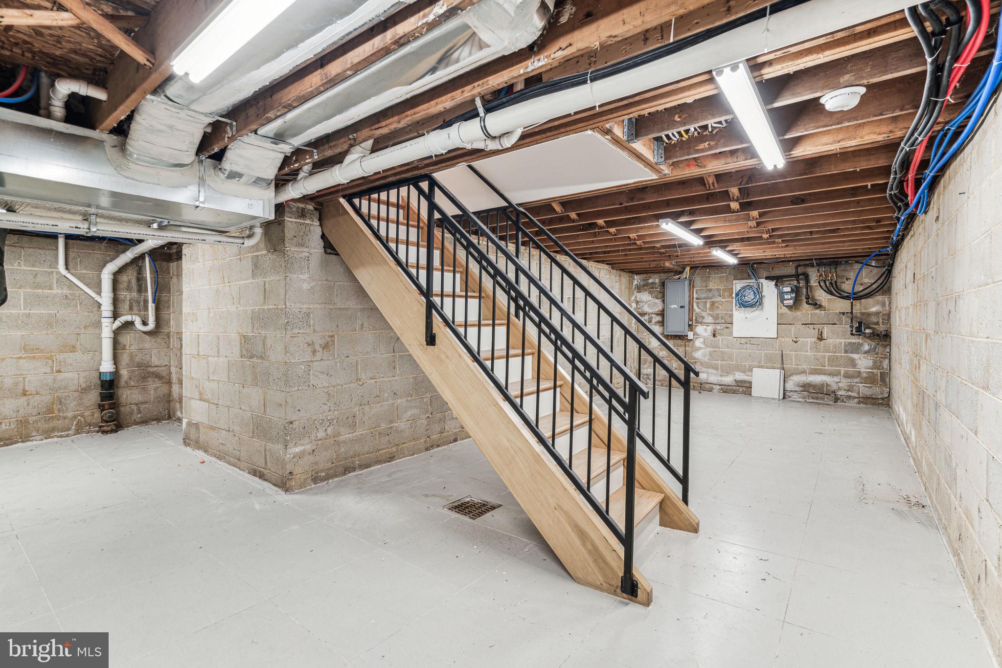 FAIRMOUNT - Residential