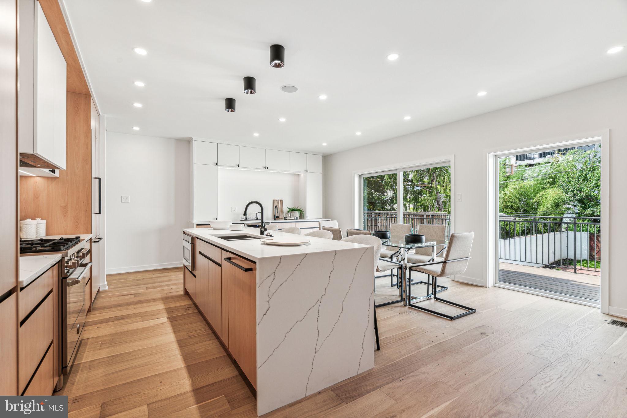 FAIRMOUNT - Residential