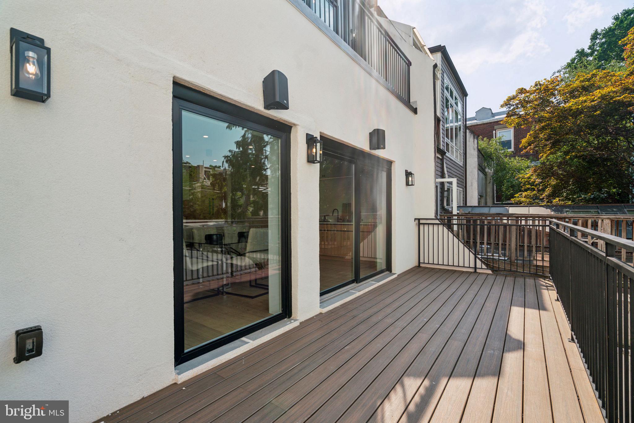 FAIRMOUNT - Residential