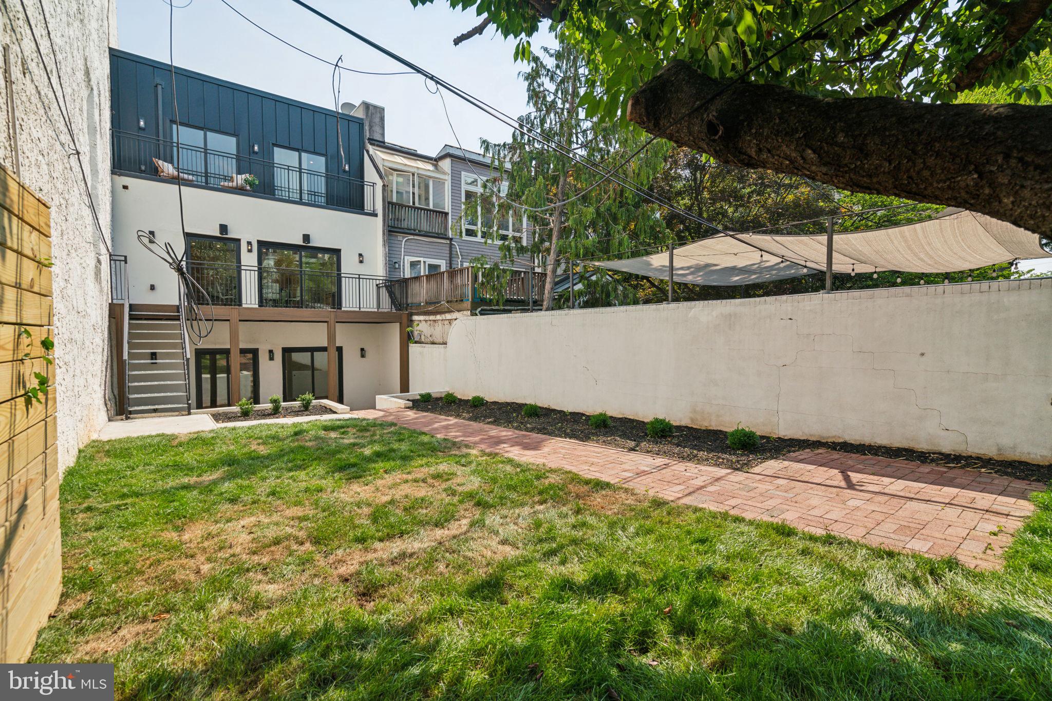 FAIRMOUNT - Residential