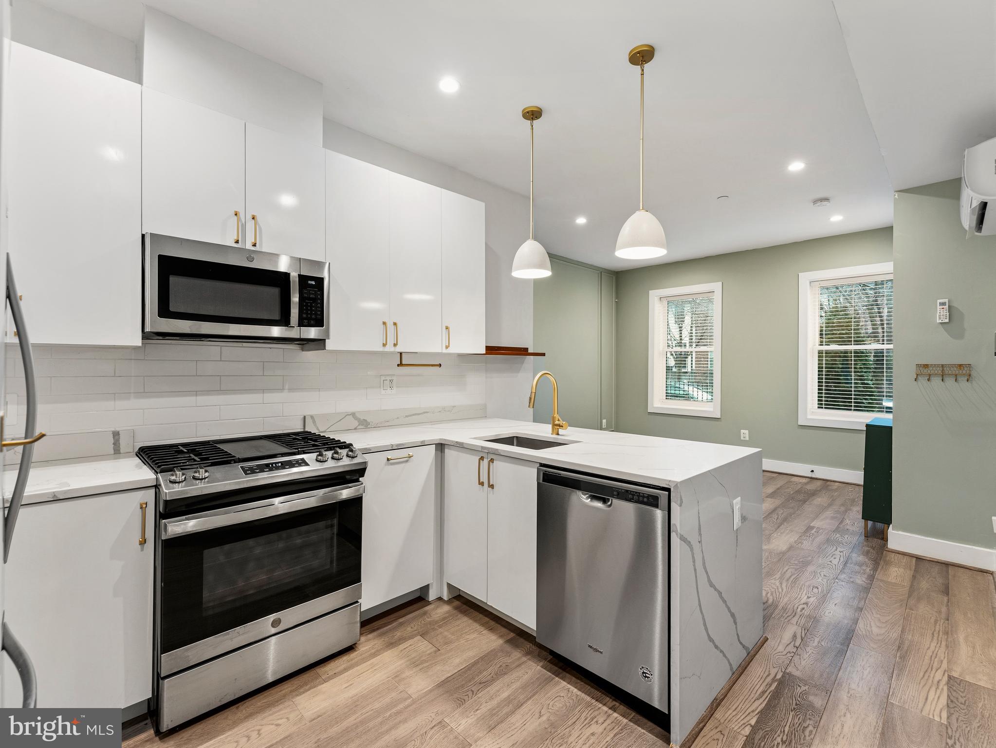 1120 PENN STREET NE 2