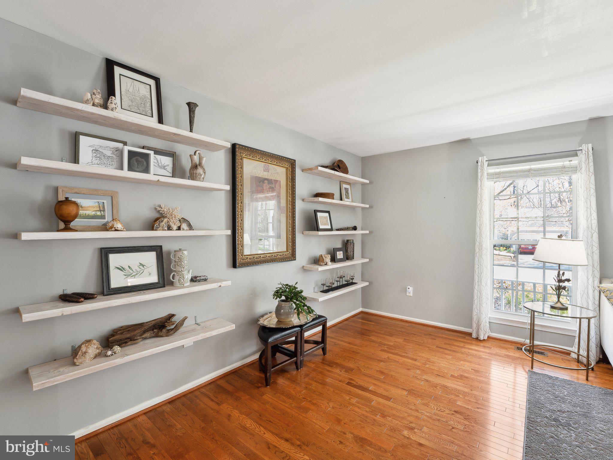 LAKE RIDGE - Residential