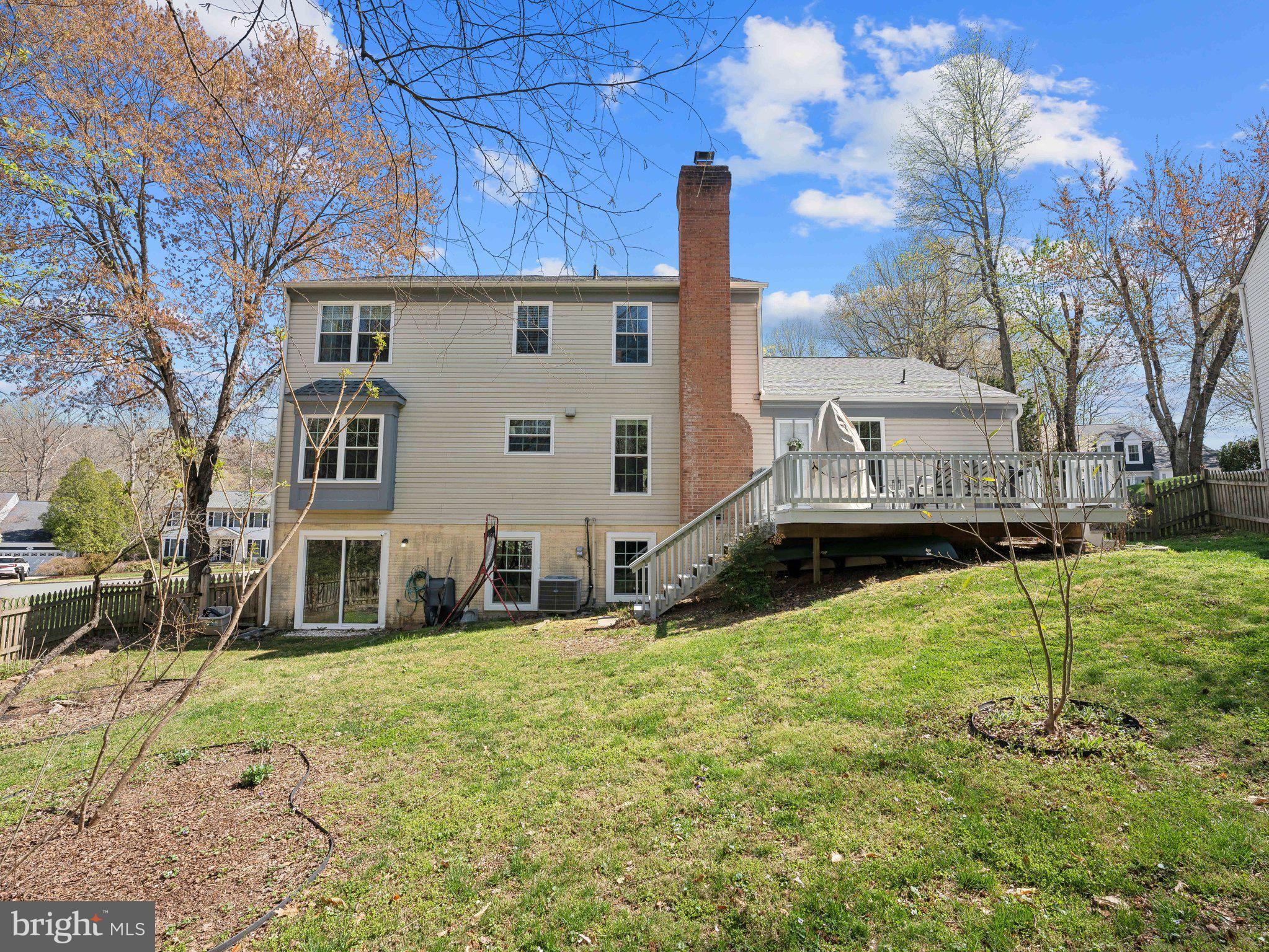 LAKE RIDGE - Residential