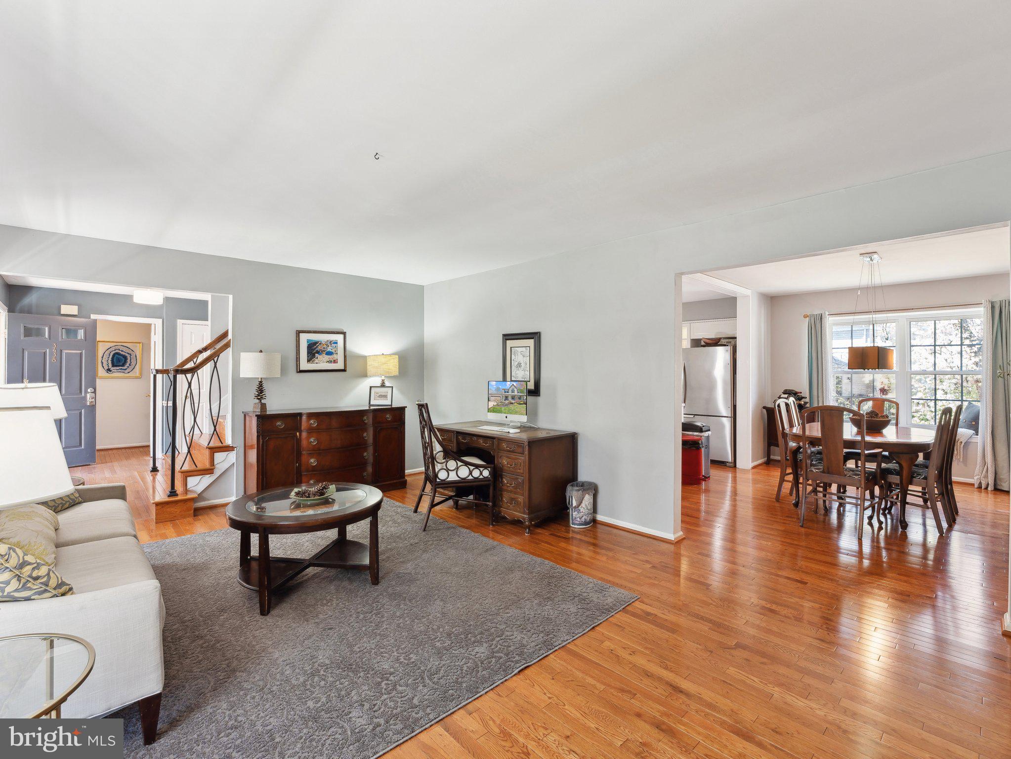 LAKE RIDGE - Residential