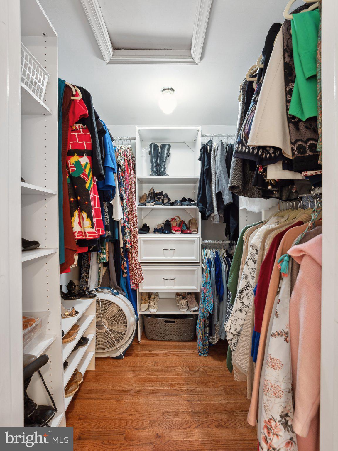 LAKE RIDGE - Residential