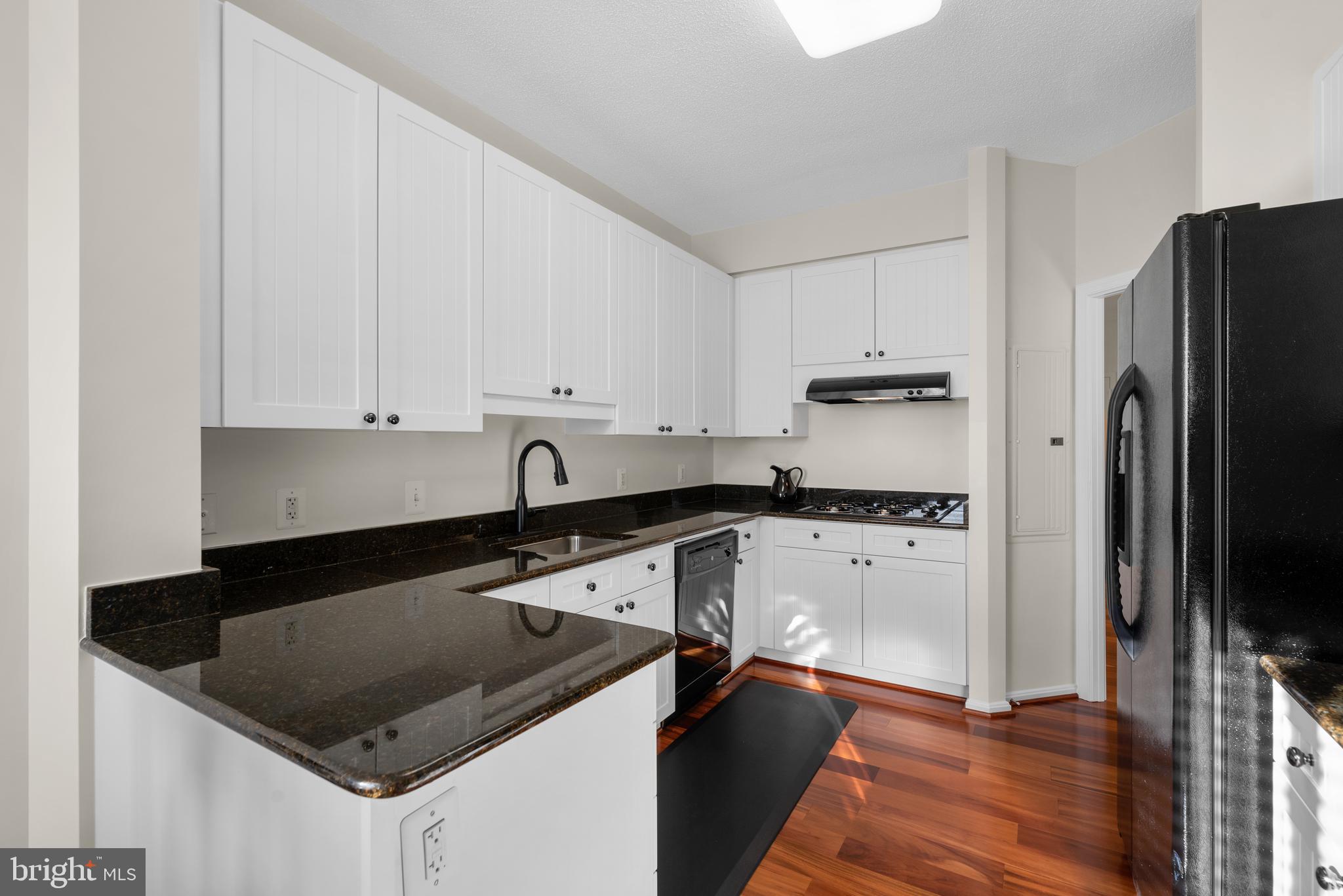 HERITAGE HARBOUR - Residential