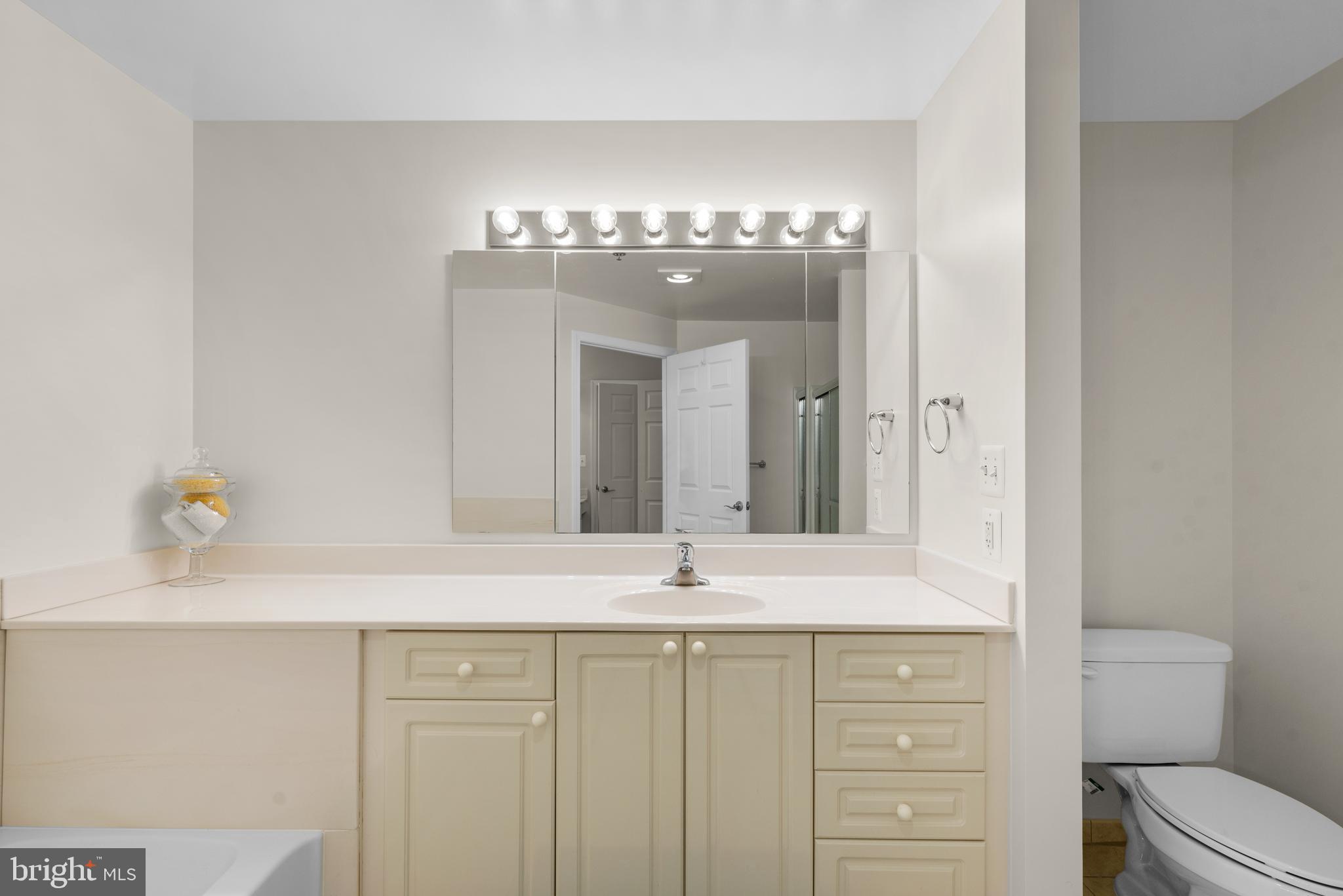 HERITAGE HARBOUR - Residential