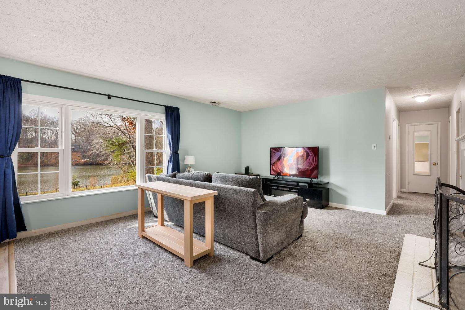 LAKE ARROWHEAD - Residential