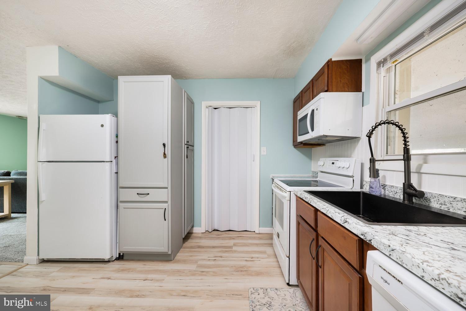 LAKE ARROWHEAD - Residential