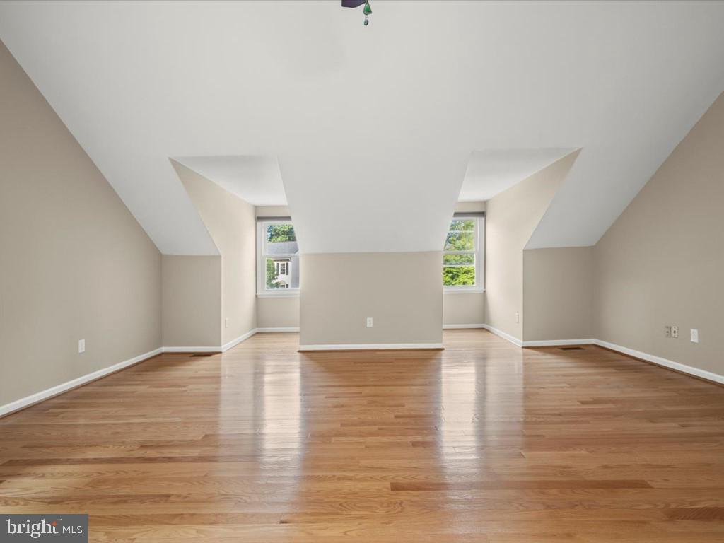 LITTLE ROCKY RUN - Residential