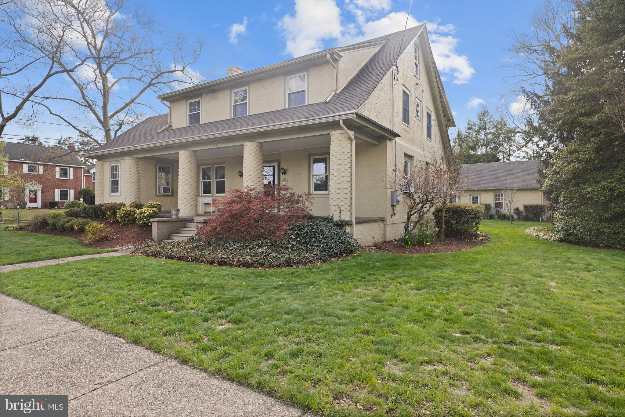 28 AMBLER ROAD