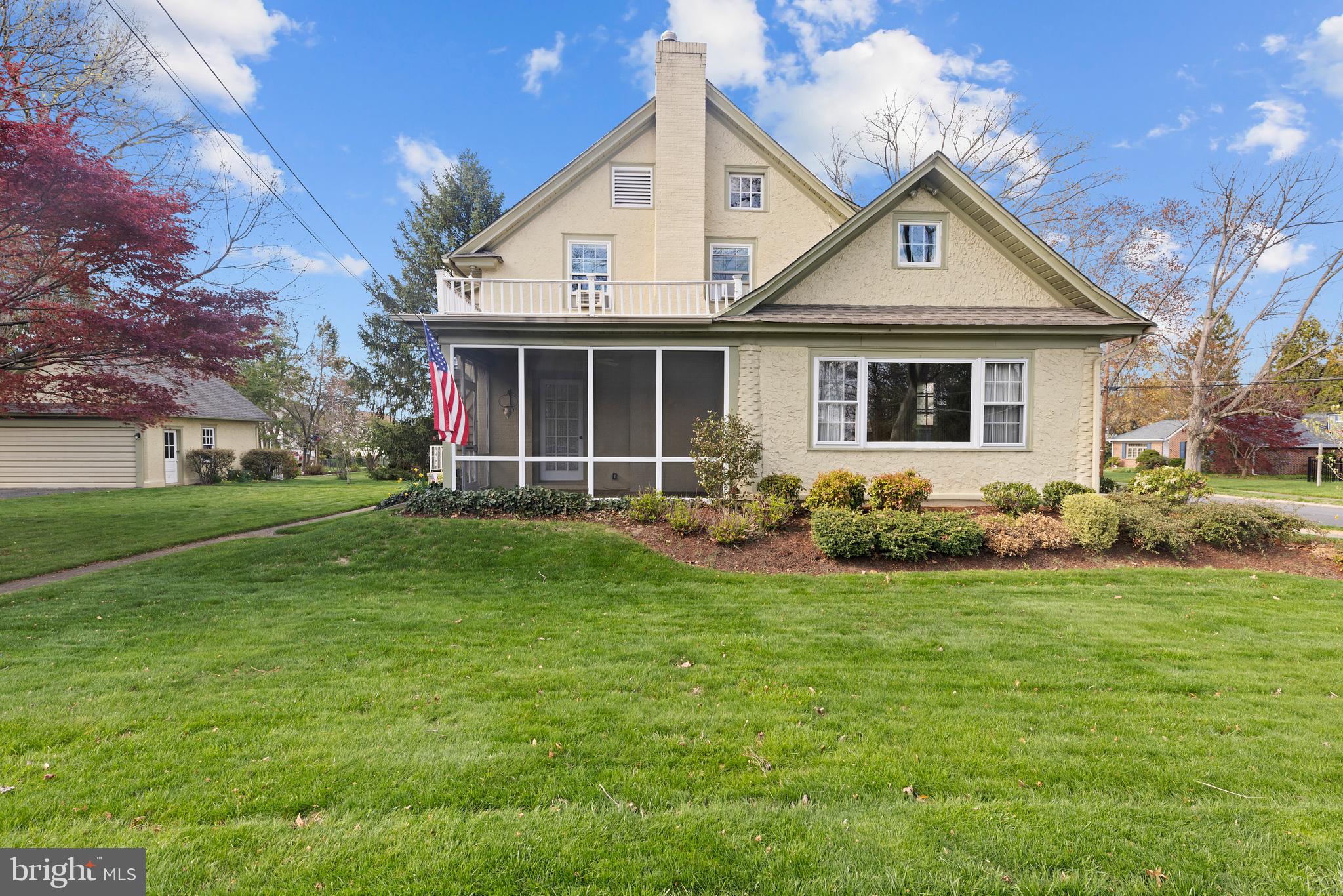 28 AMBLER ROAD