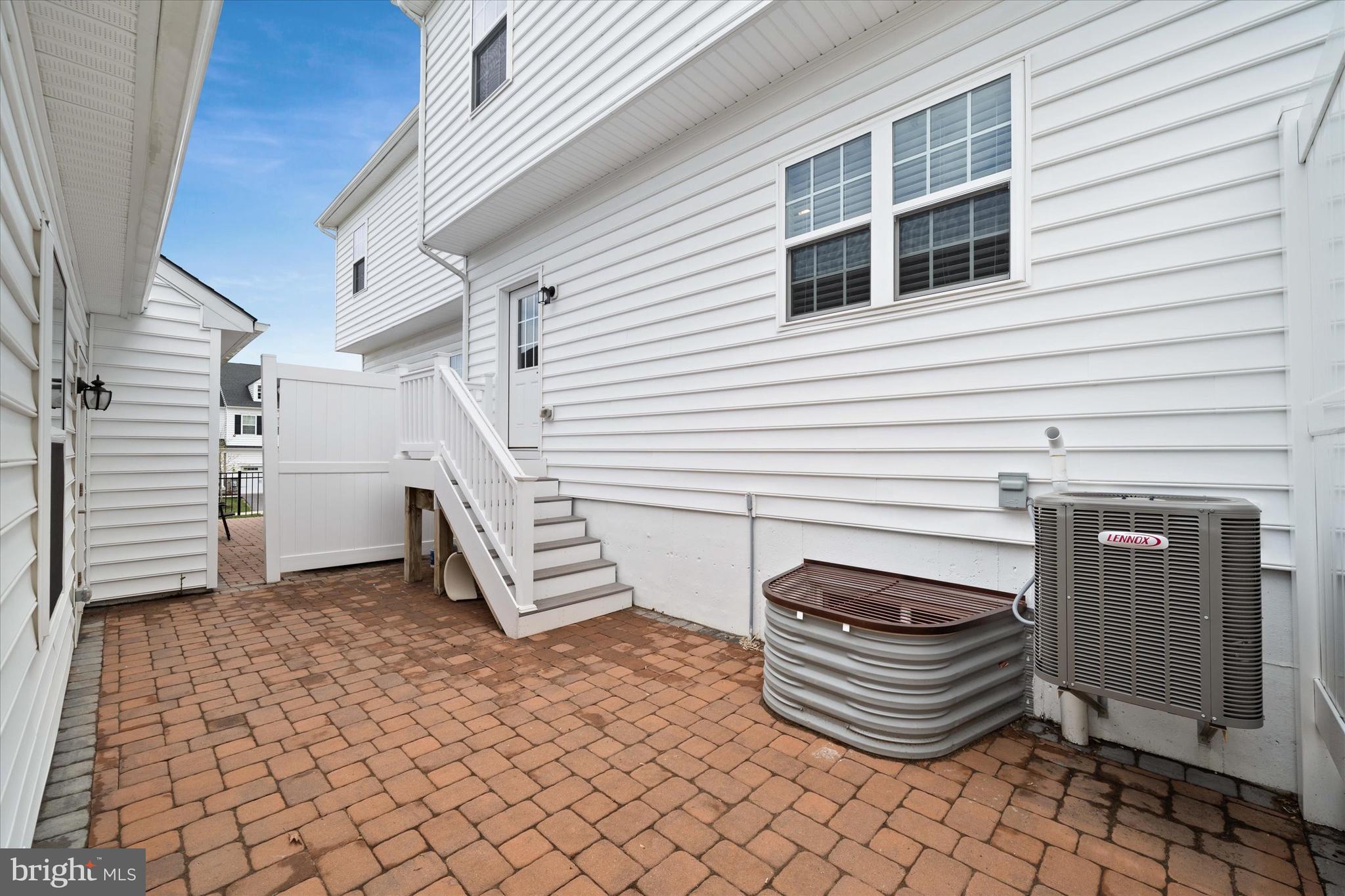 THE RES AT ROSE TREE - Residential