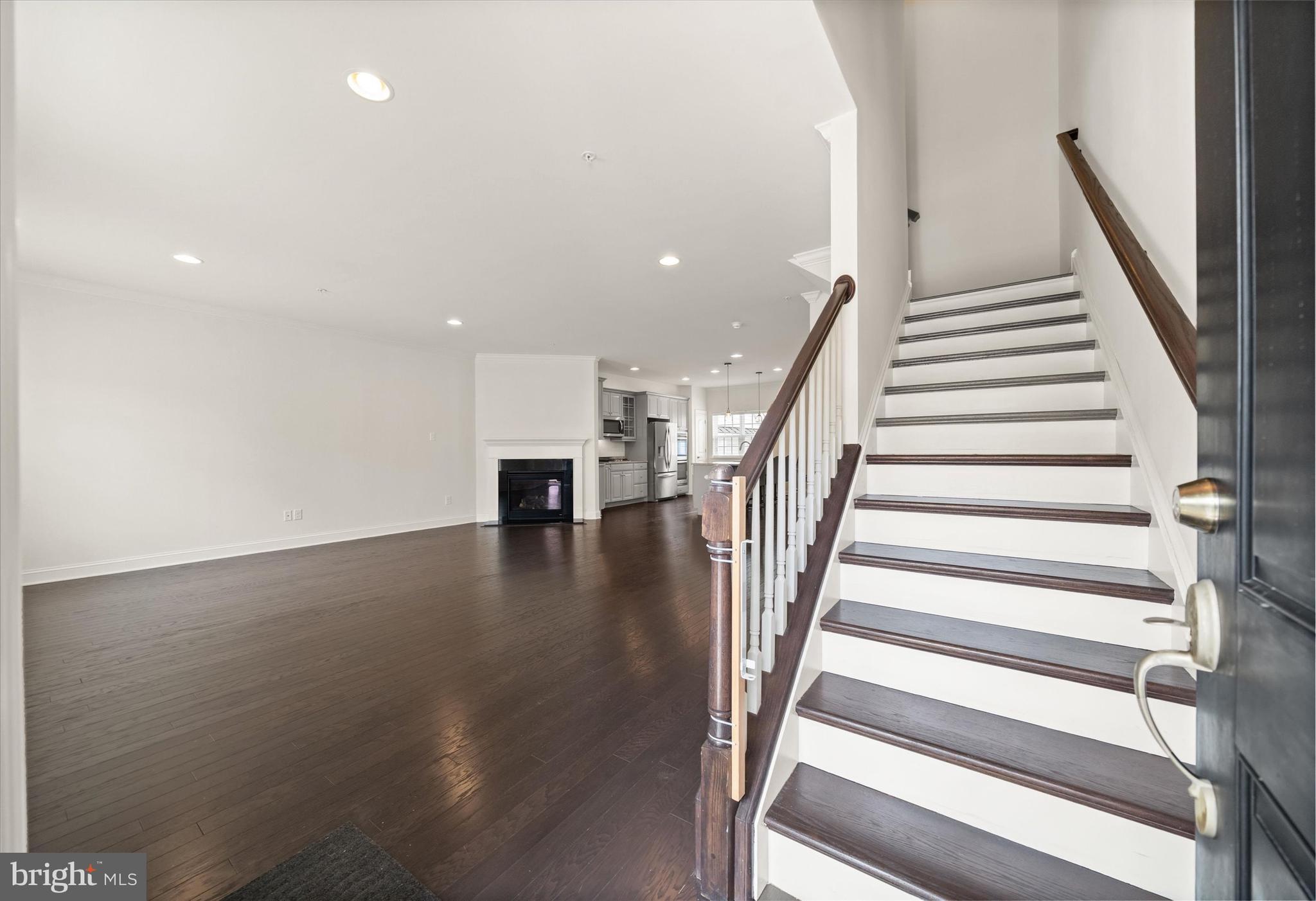 THE RES AT ROSE TREE - Residential