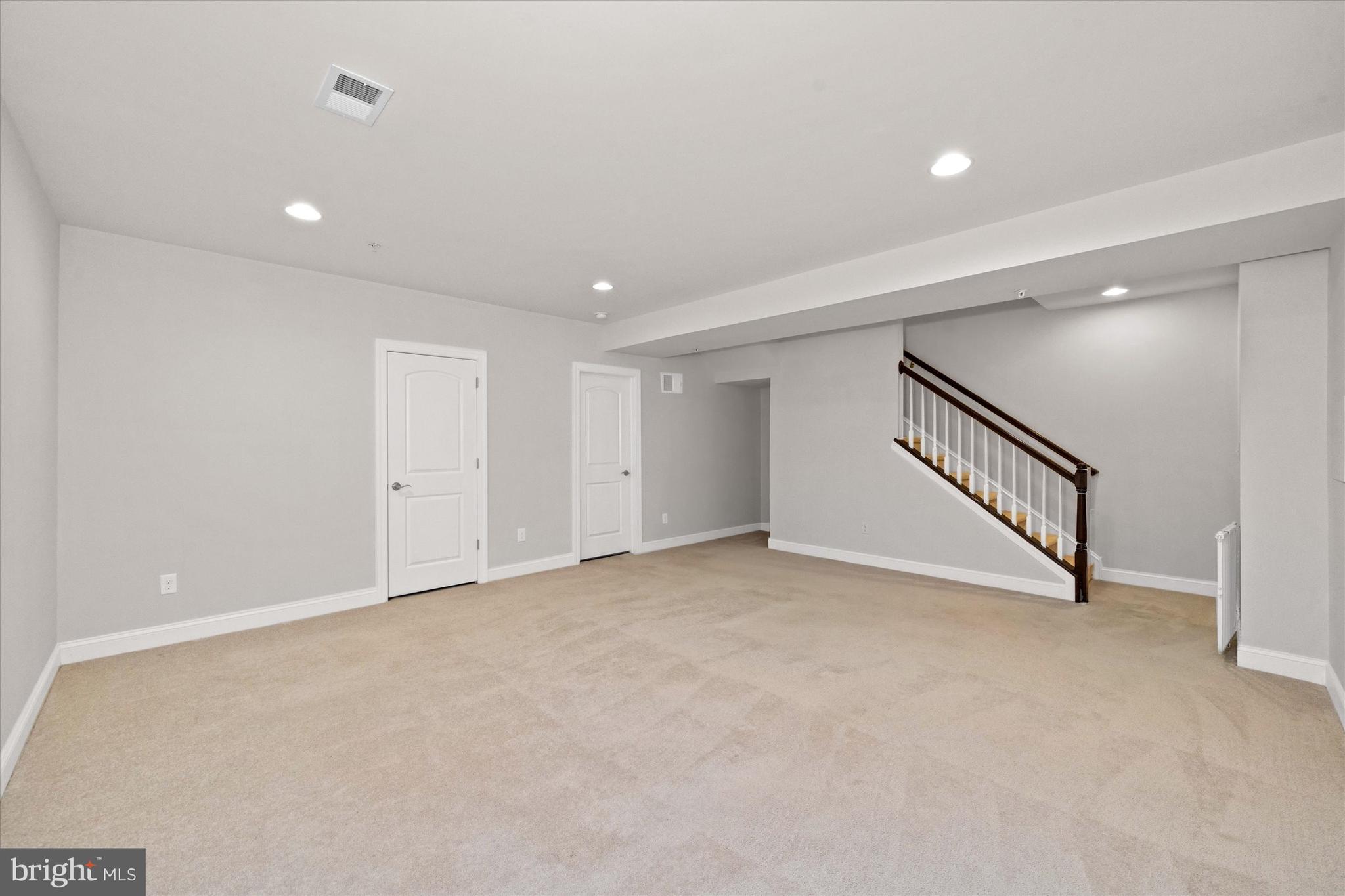 THE RES AT ROSE TREE - Residential