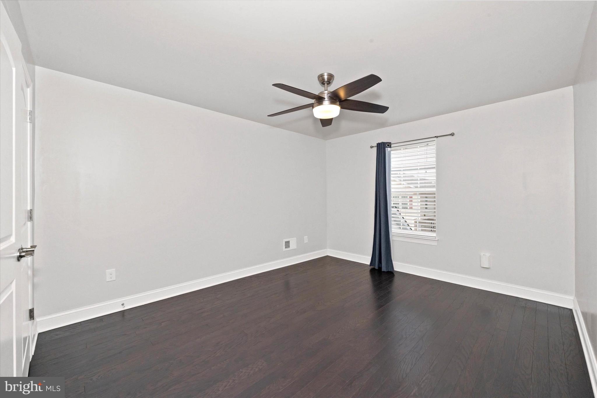 THE RES AT ROSE TREE - Residential