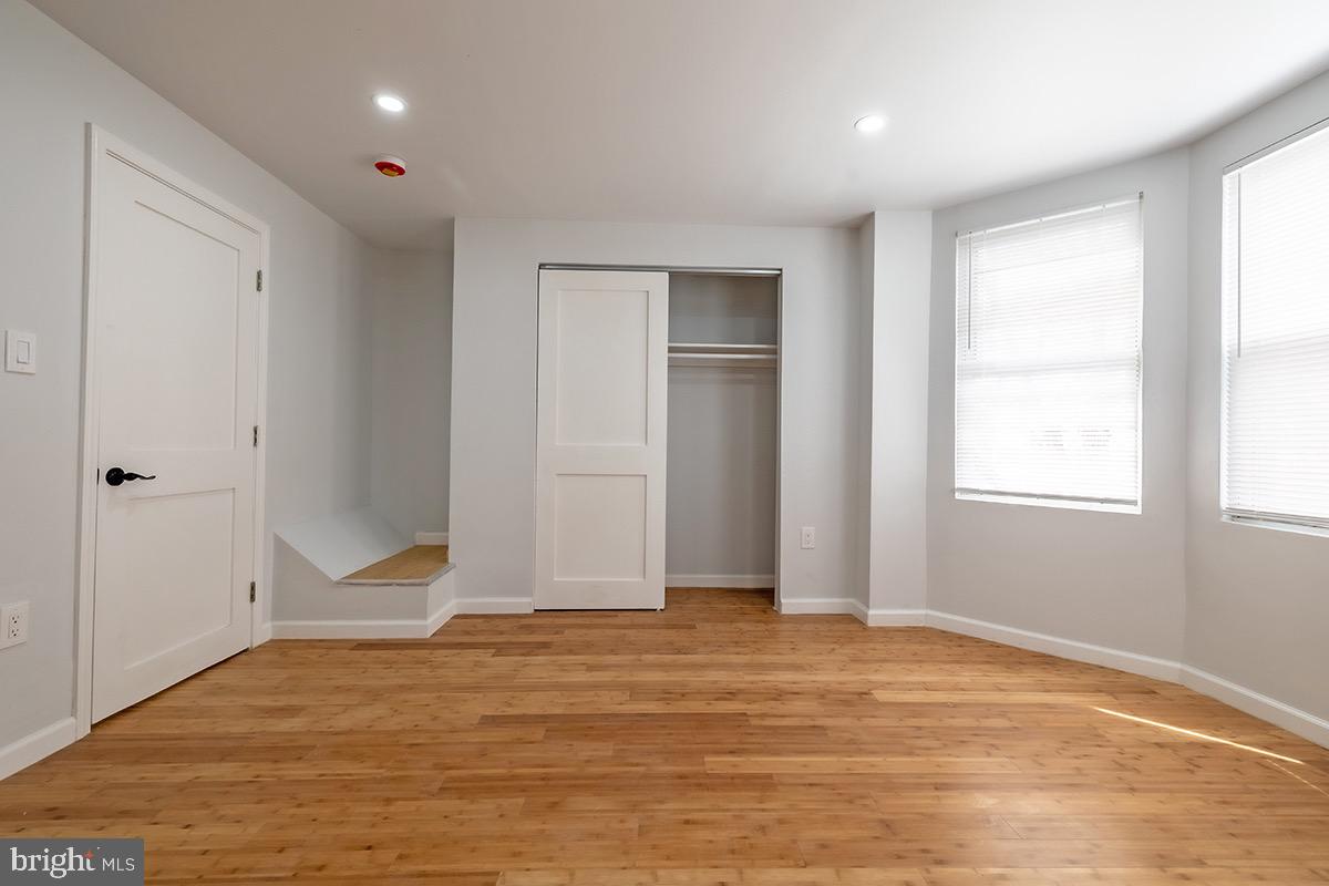 PHILADELPHIA (SOUTHWEST) - Residential