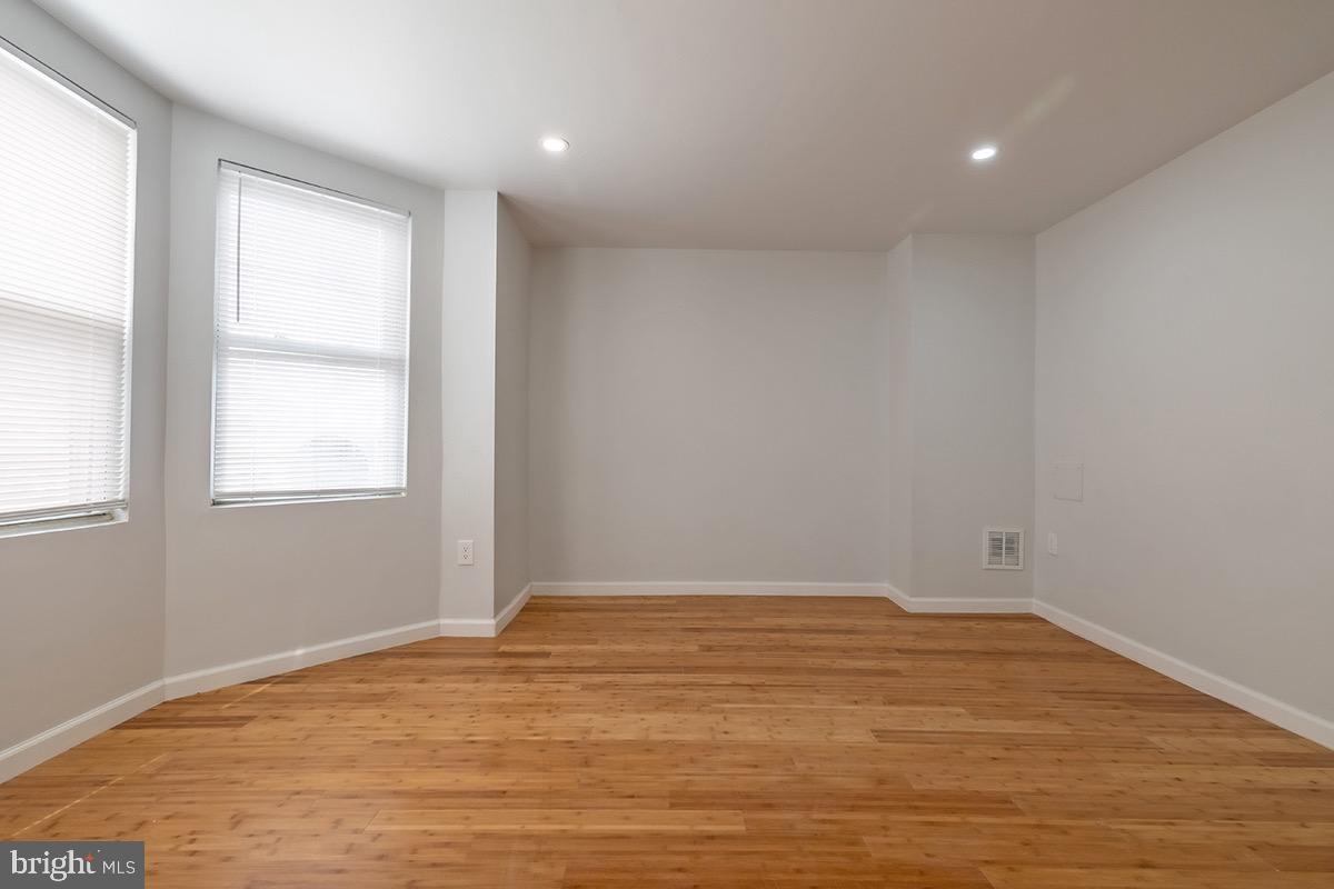 PHILADELPHIA (SOUTHWEST) - Residential