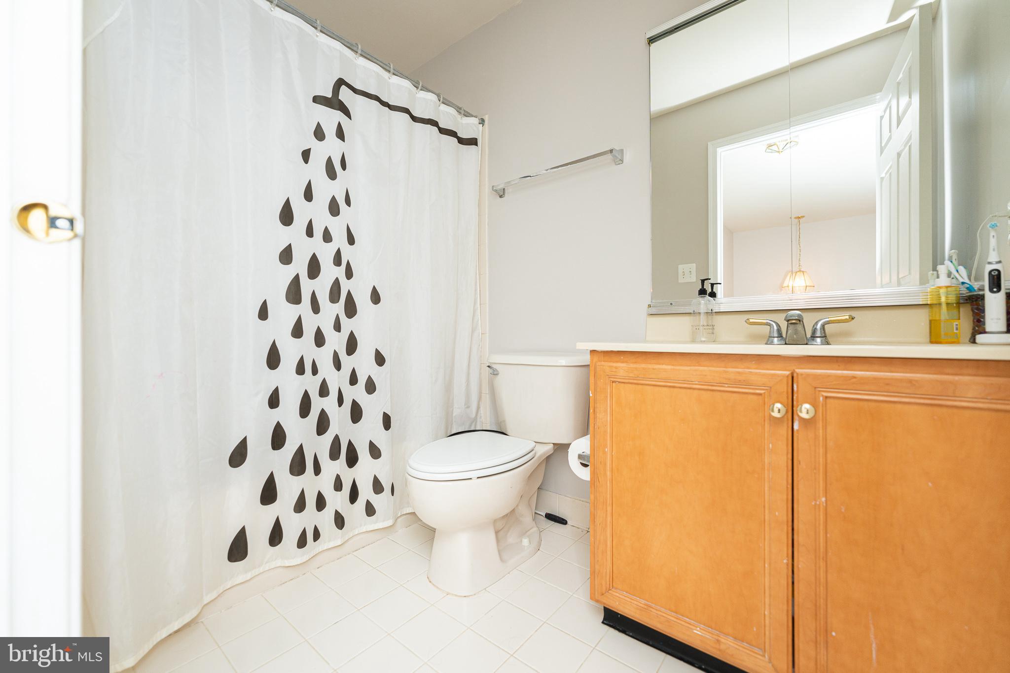 BELMONT LAND BAY - Residential Lease