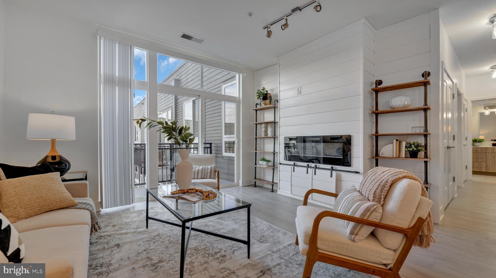 NATIONAL HARBOR - Residential