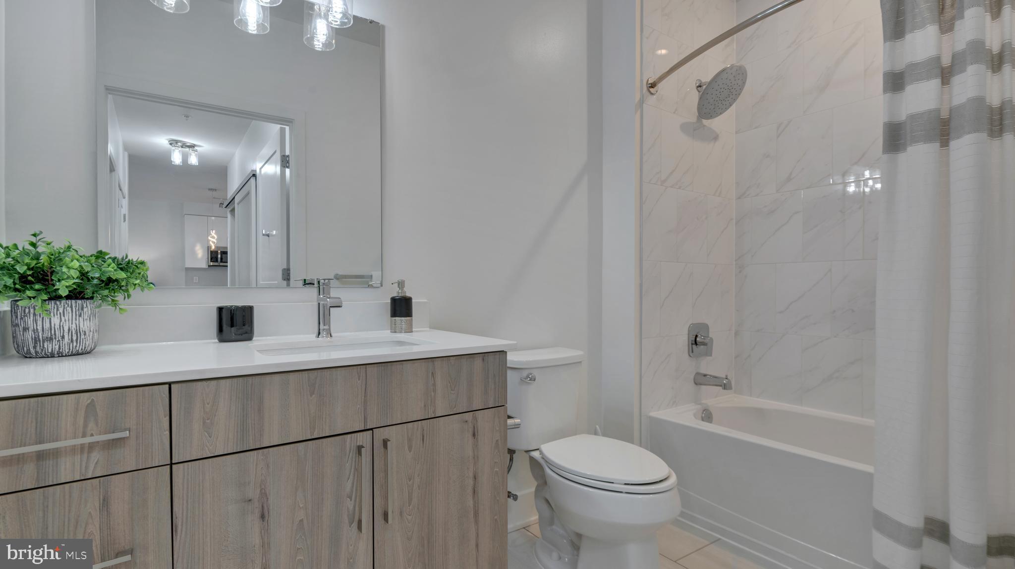 NATIONAL HARBOR - Residential