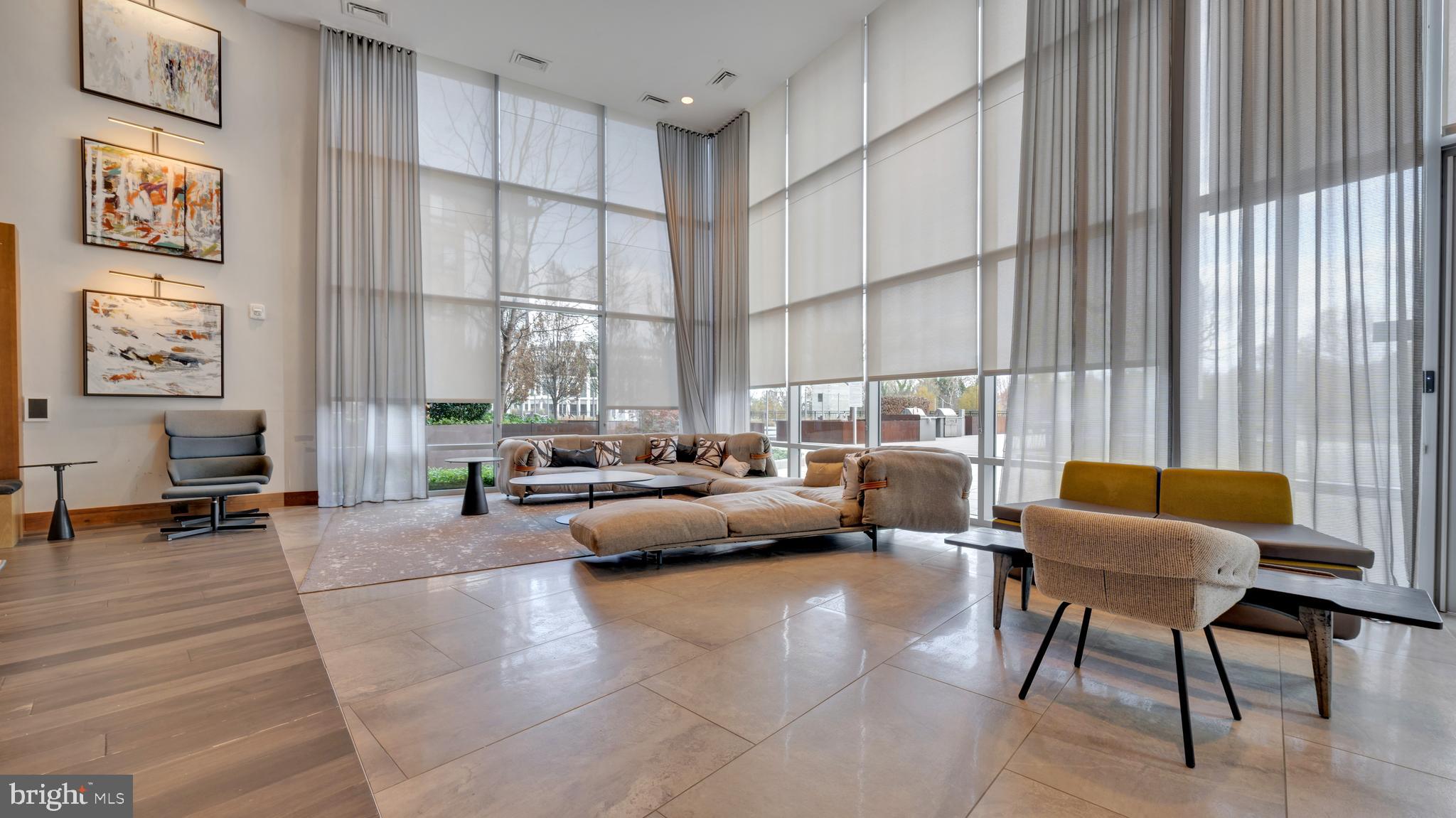 NATIONAL HARBOR - Residential