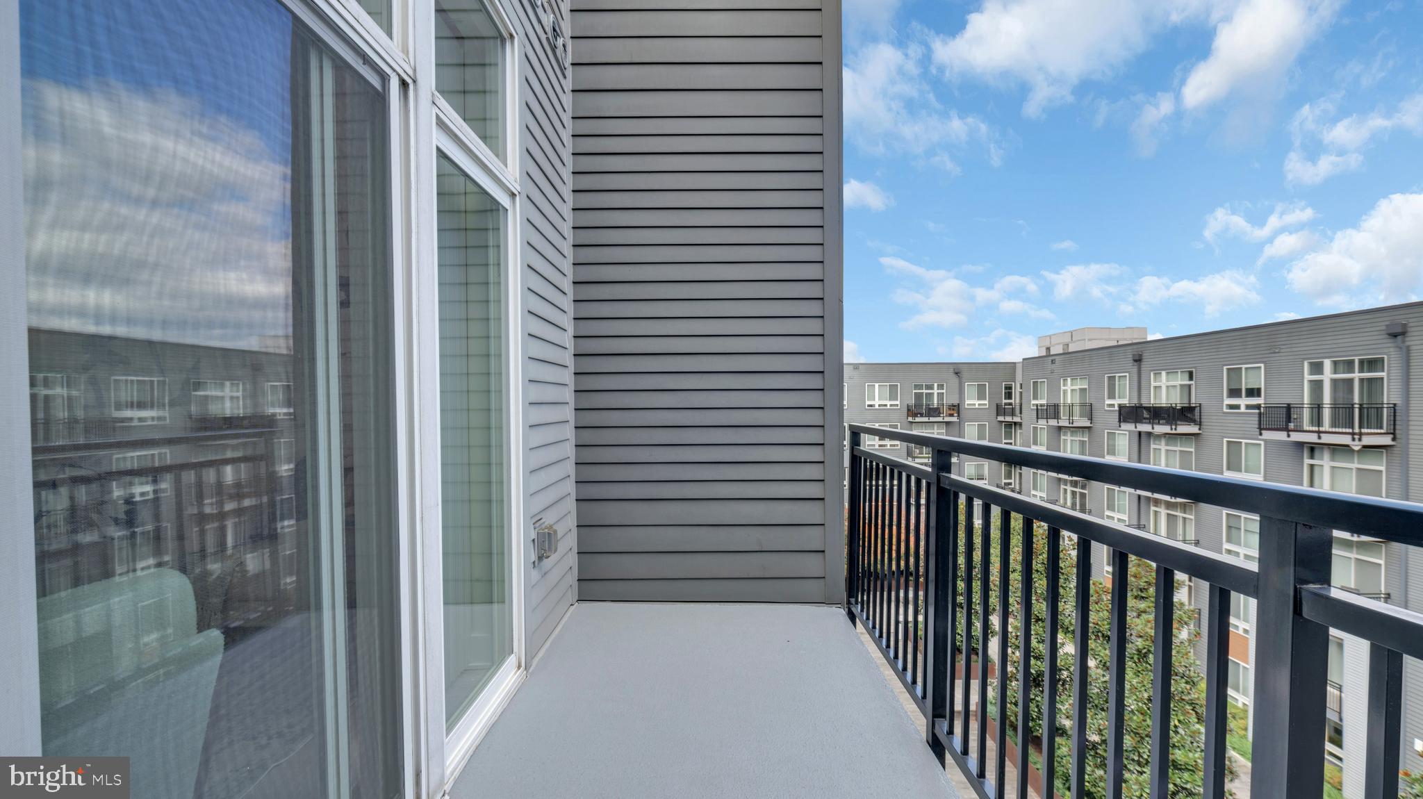 NATIONAL HARBOR - Residential