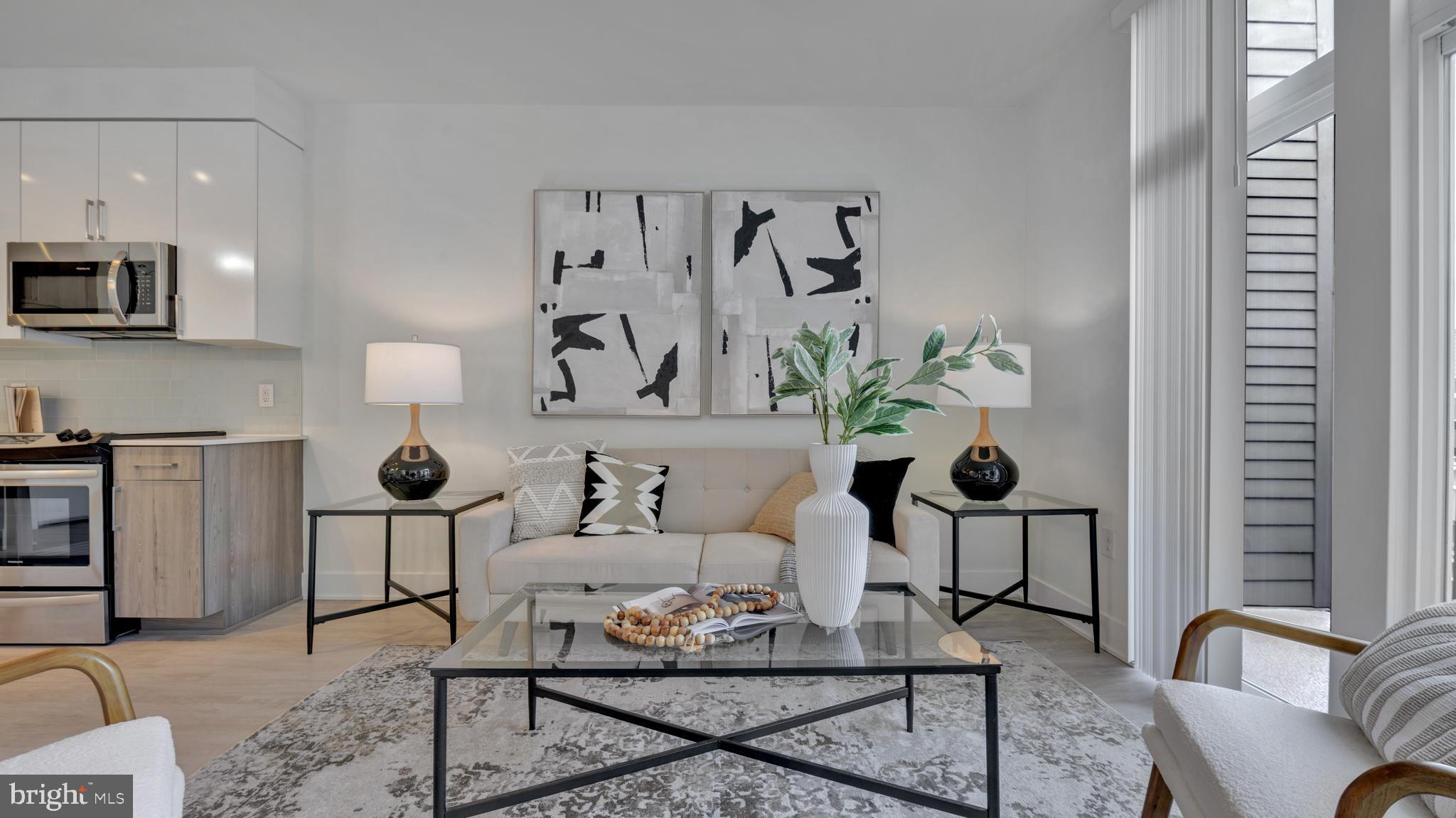 NATIONAL HARBOR - Residential