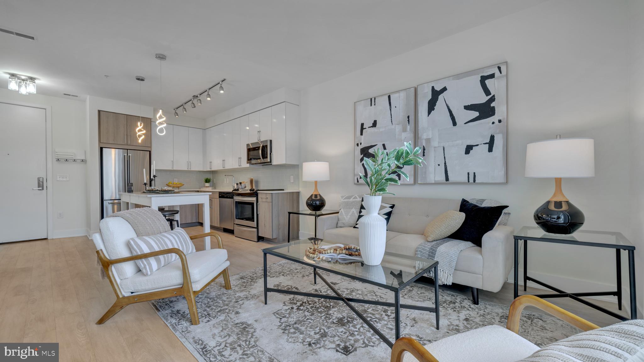 NATIONAL HARBOR - Residential