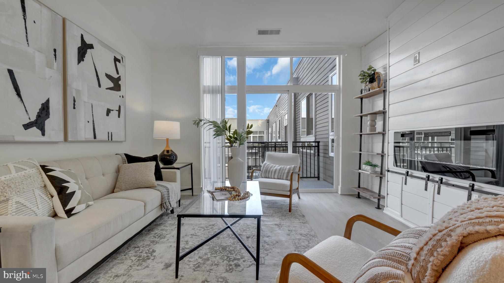 NATIONAL HARBOR - Residential