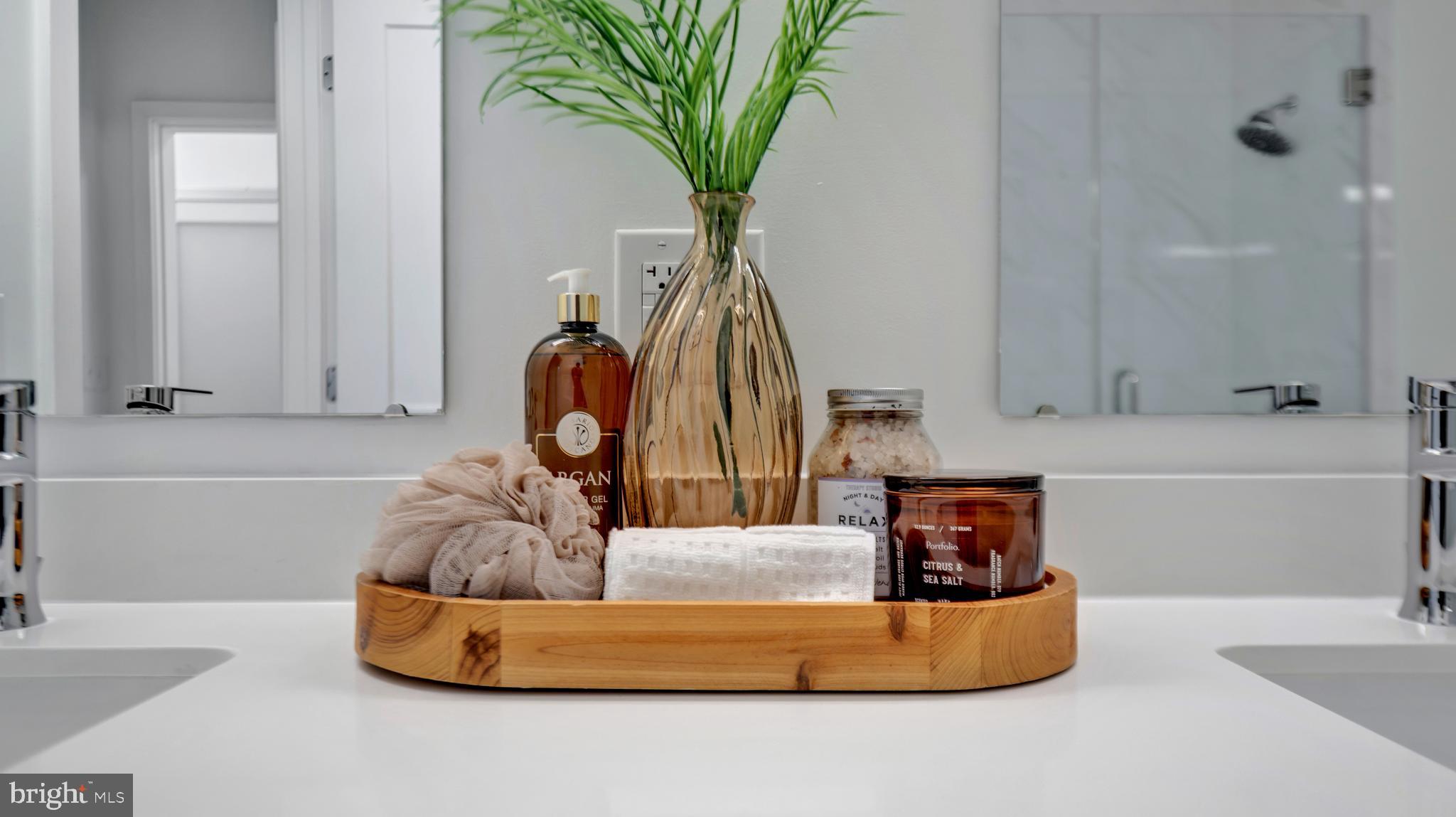 NATIONAL HARBOR - Residential