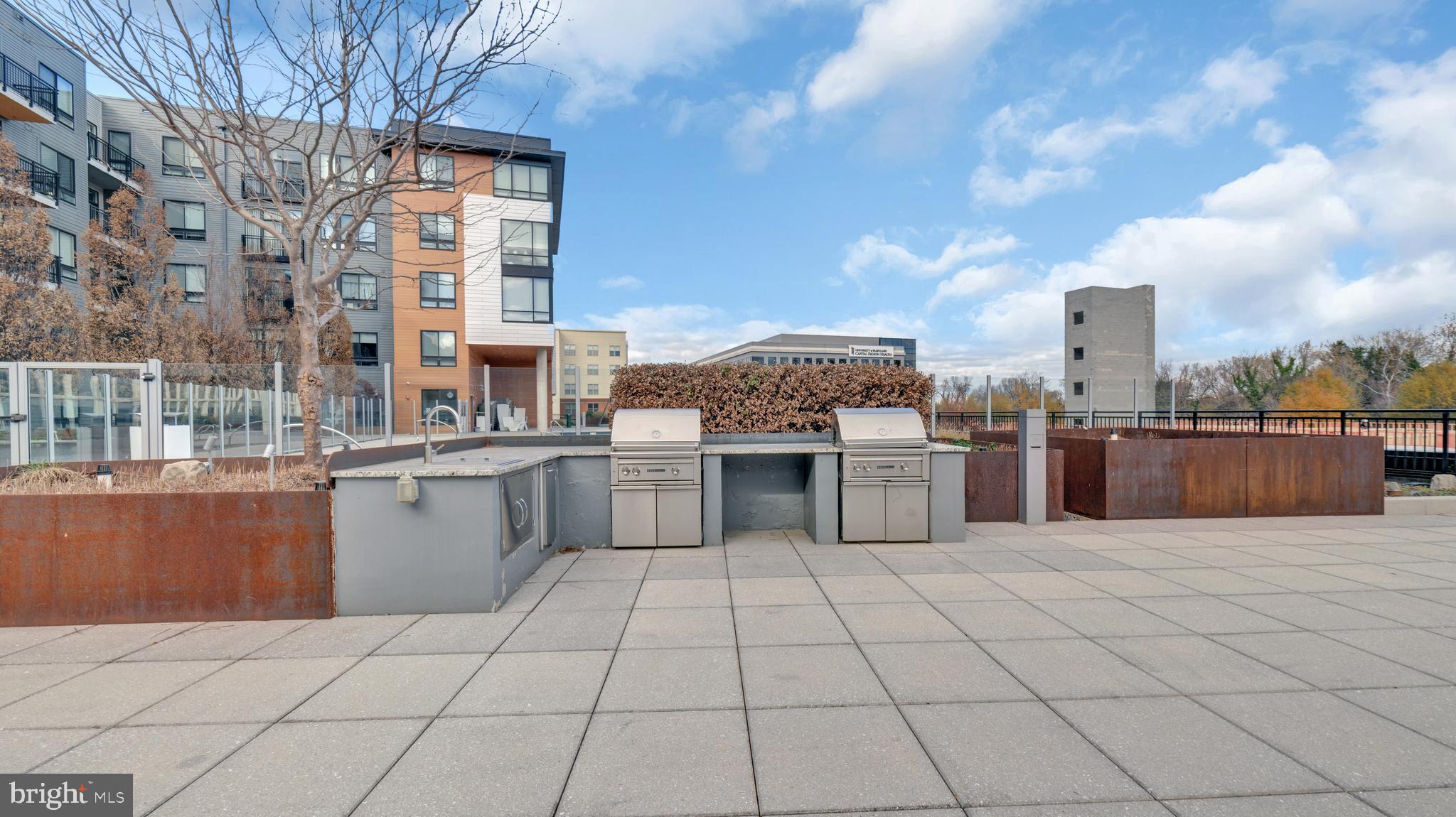 NATIONAL HARBOR - Residential