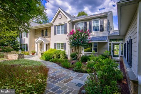 228 S FAIRFIELD ROAD DEVON PA 19333