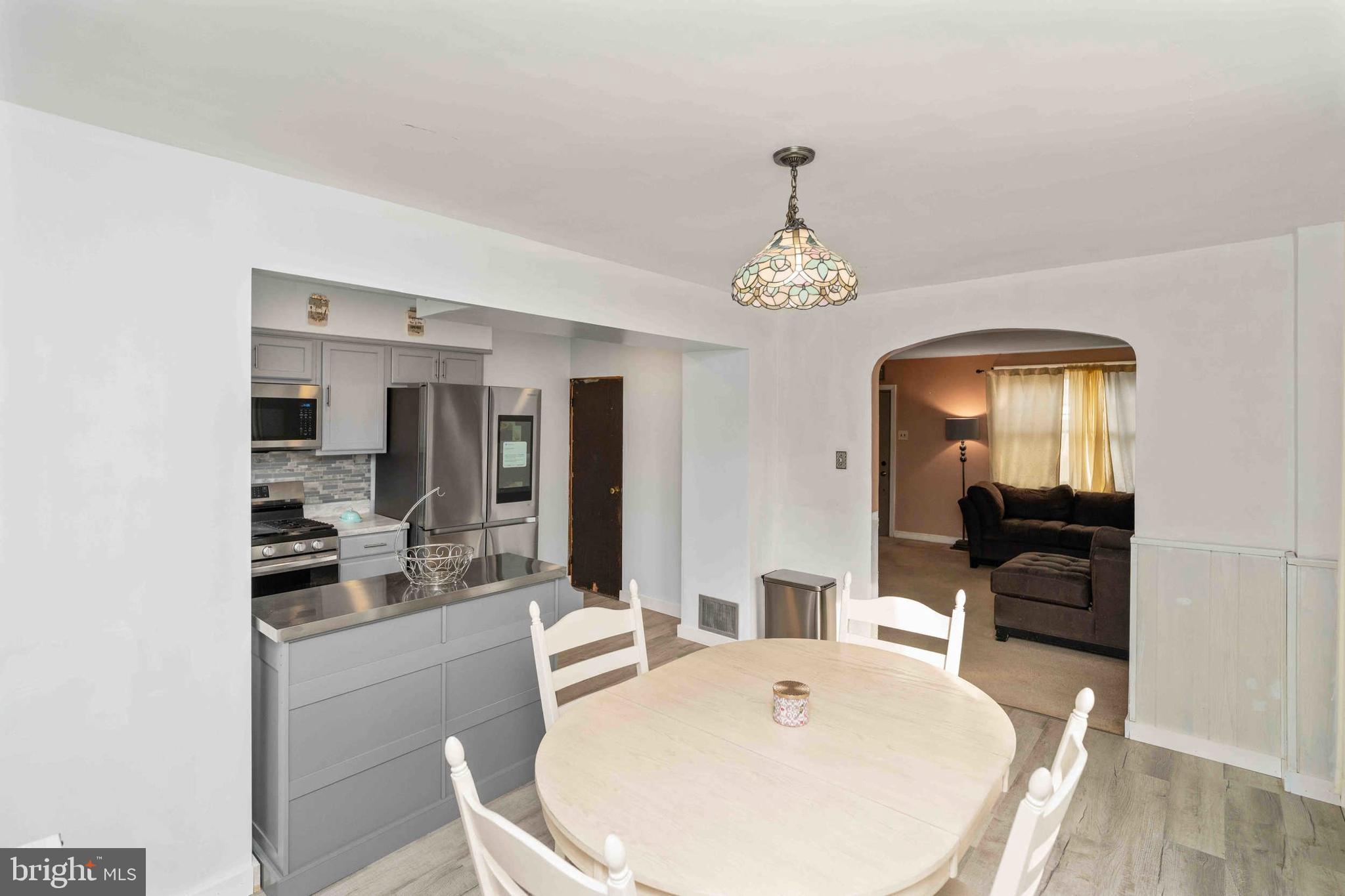 1130 FANSHAWE STREET