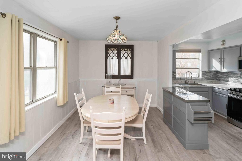 Photo of 1130 Fanshawe Street, PHILADELPHIA, PA 19111 (MLS # PAPH2565058)