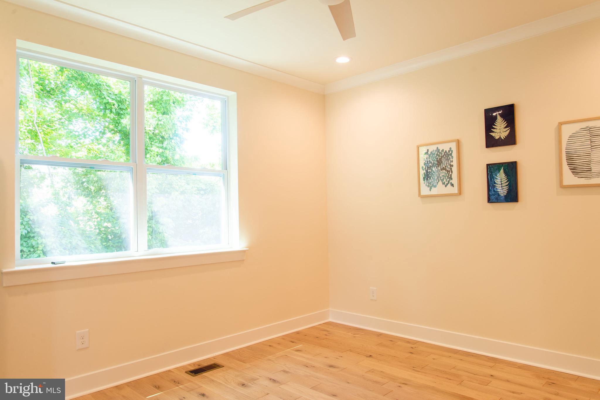 SHEPHERDSTOWN - Residential