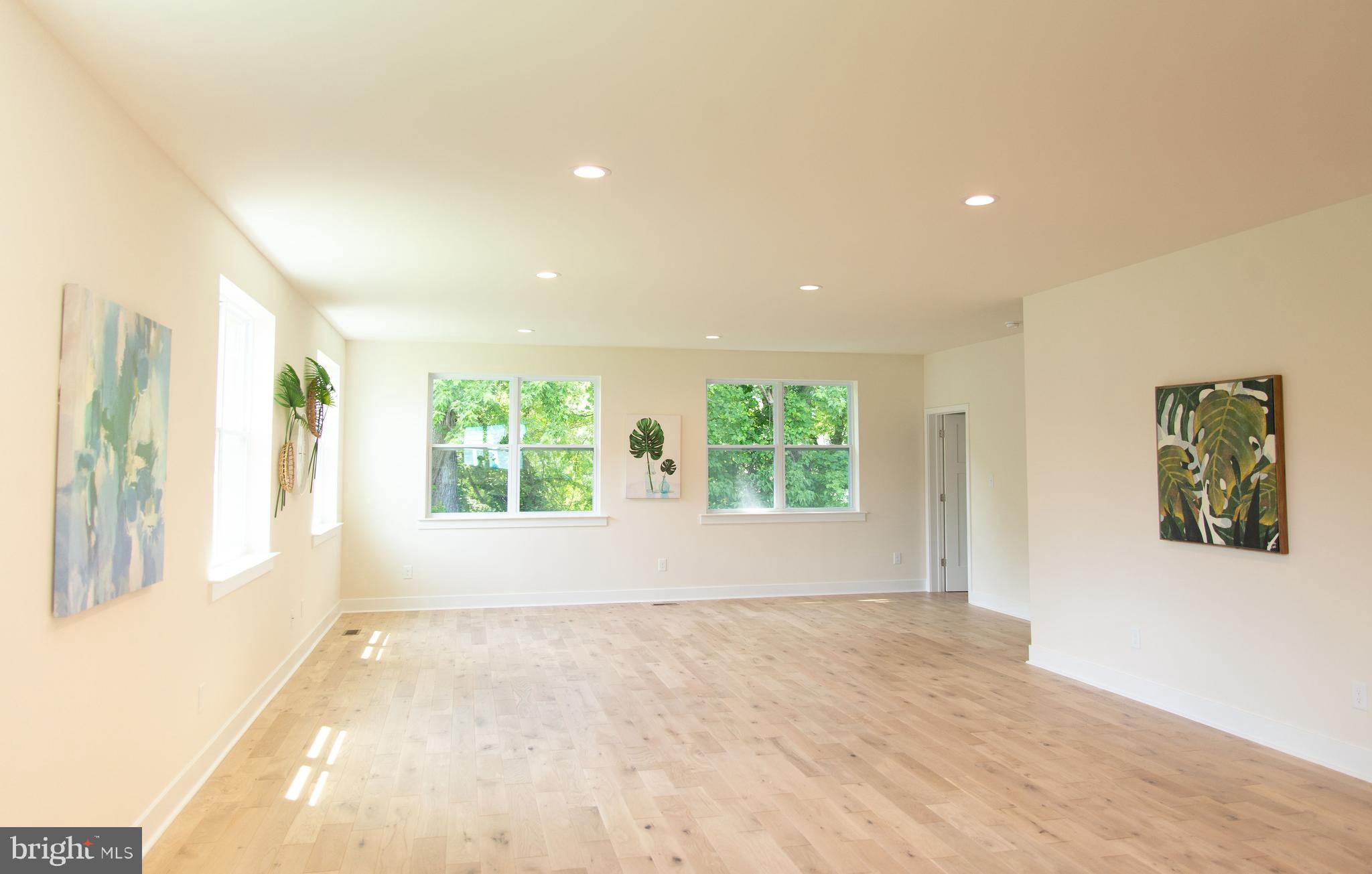 SHEPHERDSTOWN - Residential