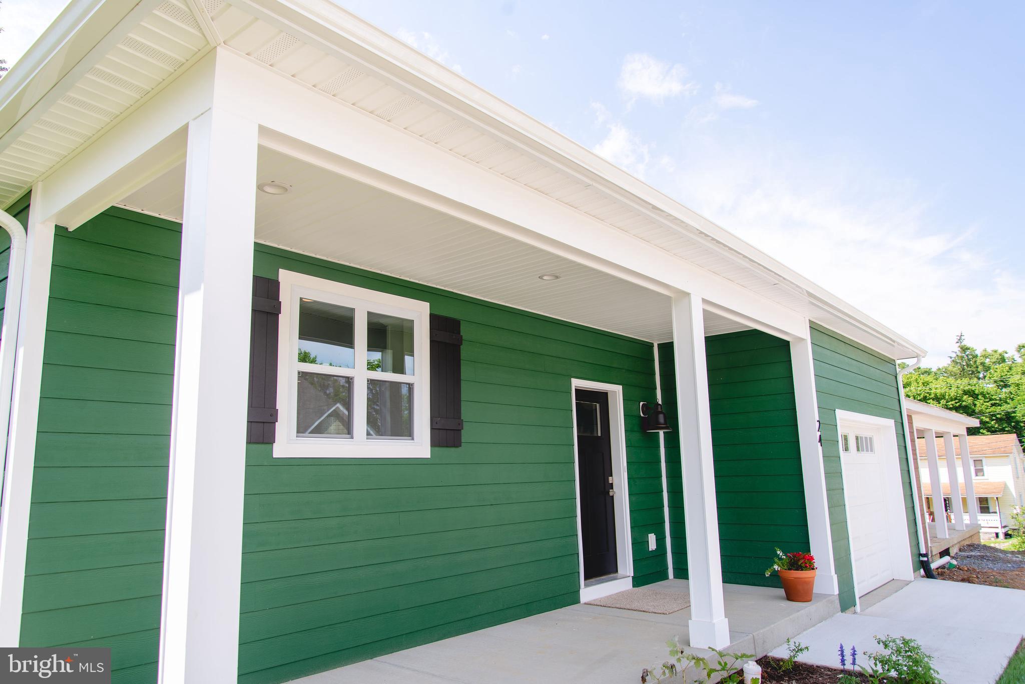 SHEPHERDSTOWN - Residential