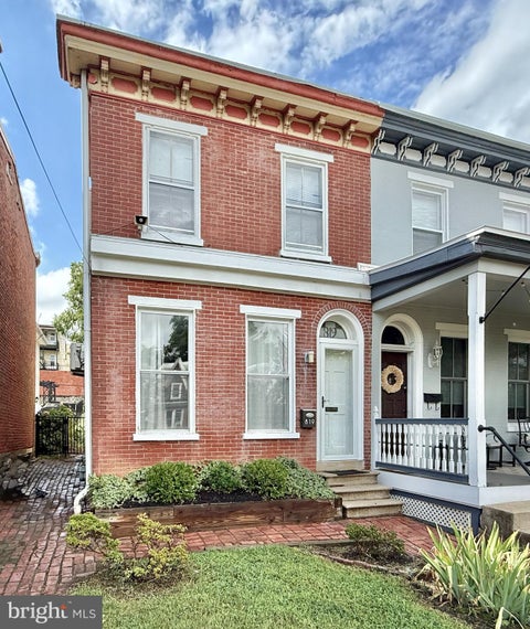 Townhouse For Sale - 819 N Van Buren Street<br/> WILMINGTON, DE 19806