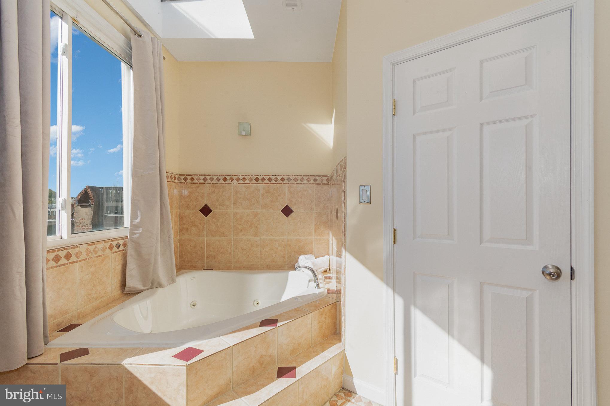 RESERVOIR HILL - Residential