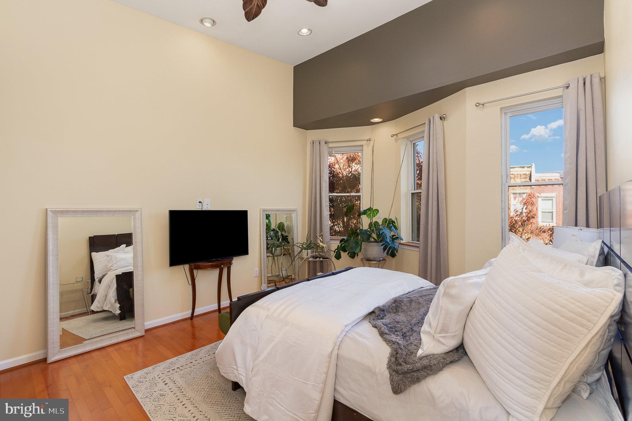 RESERVOIR HILL - Residential