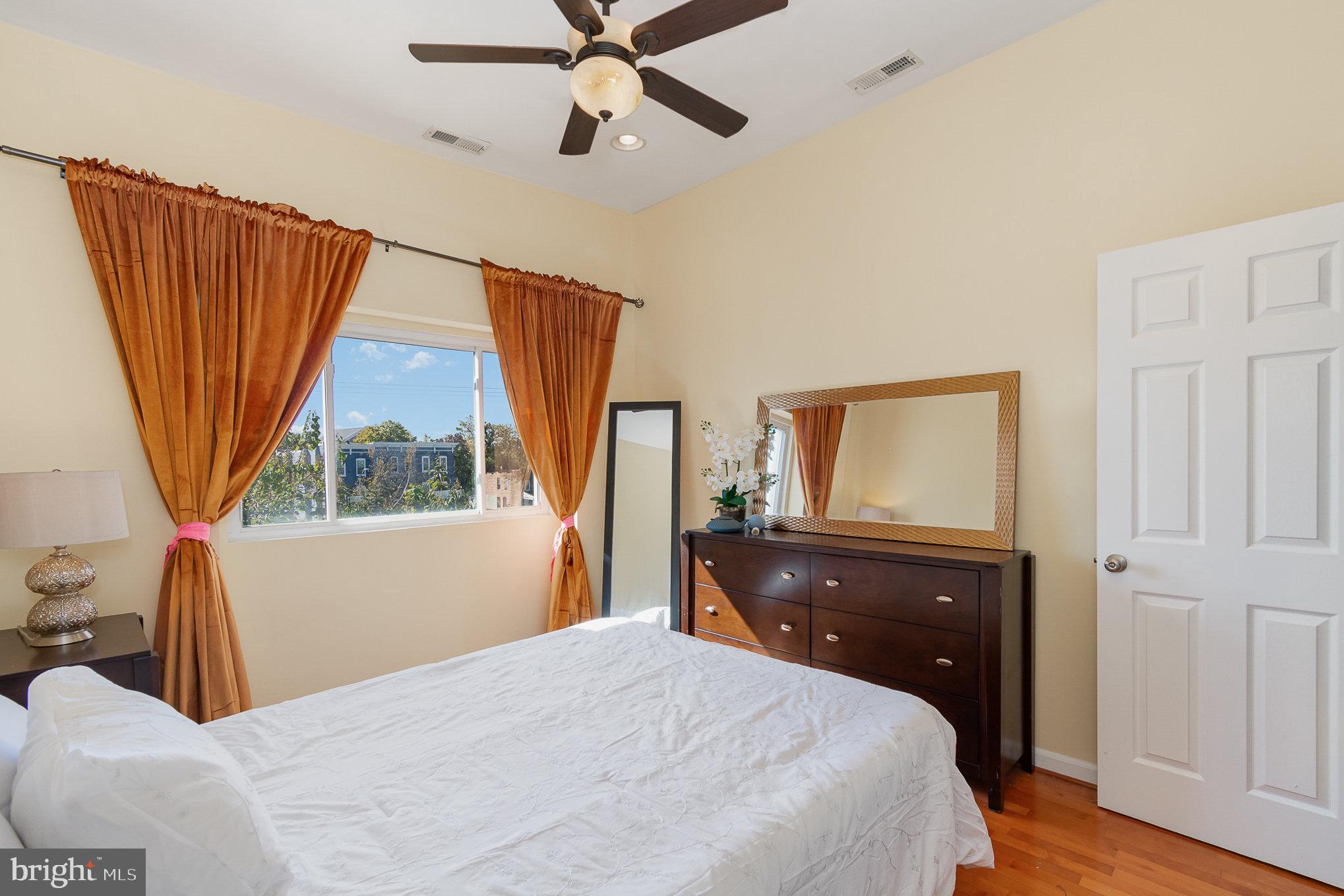 RESERVOIR HILL - Residential