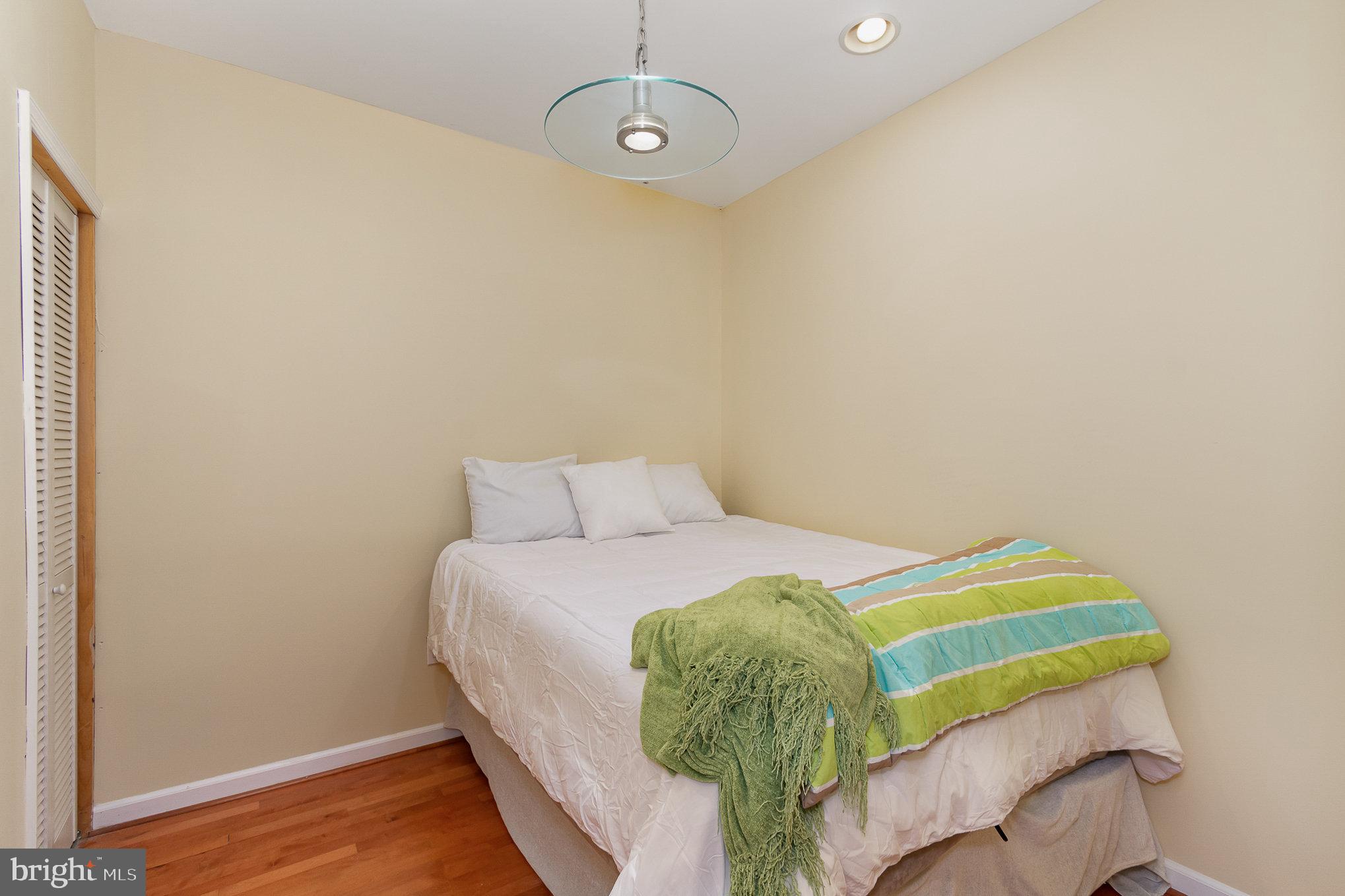 RESERVOIR HILL - Residential